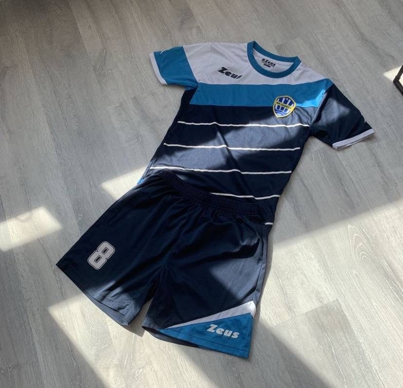 Image of Jersey x Soccer Jersey Vintage Zeus Official Kit Fc Odessa Ukraine Soccer Team Home in Blue (Size S