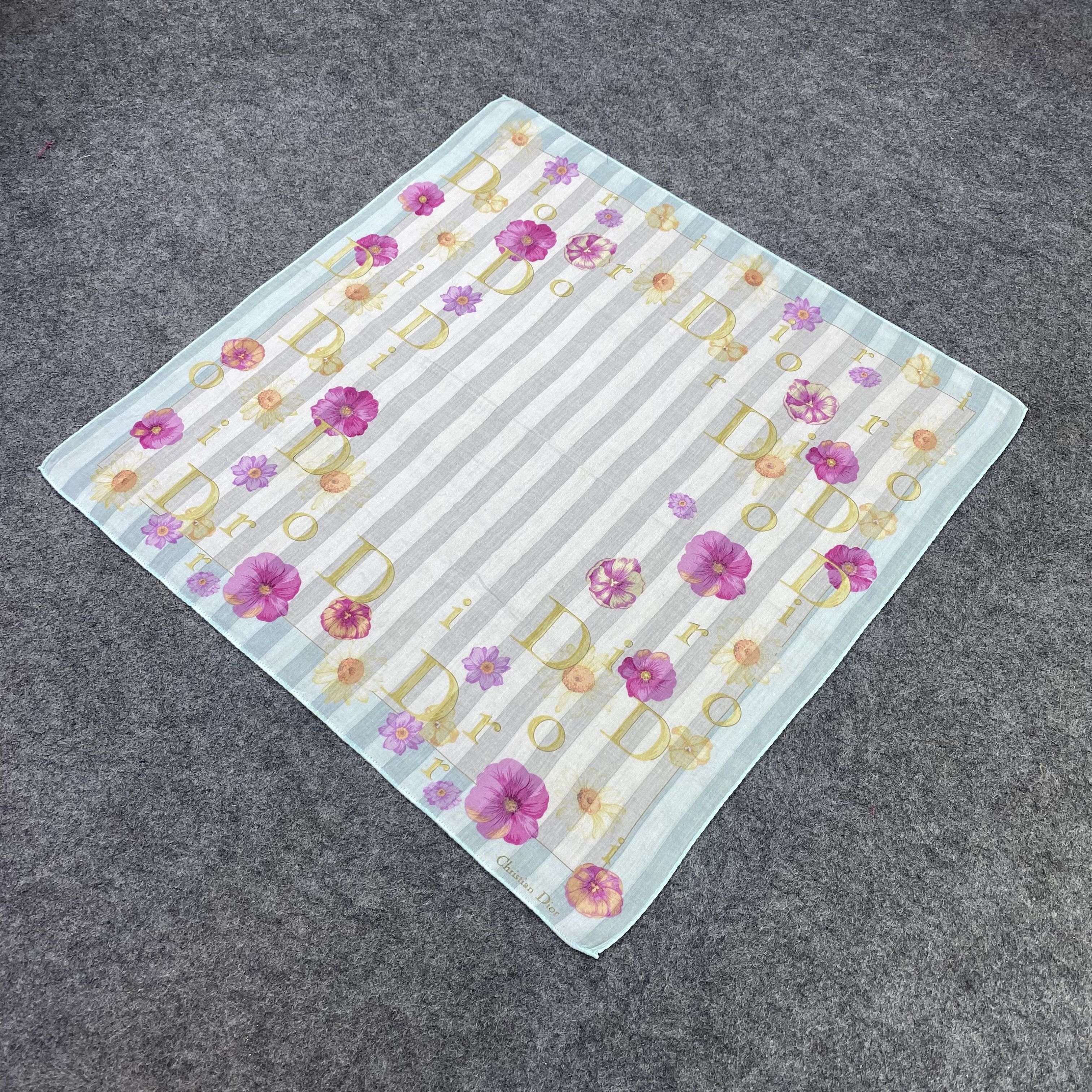 Vintage Christian Dior Handkerchief Neckerchief Bandana-B2070 Size ONE SIZE - 4 Thumbnail
