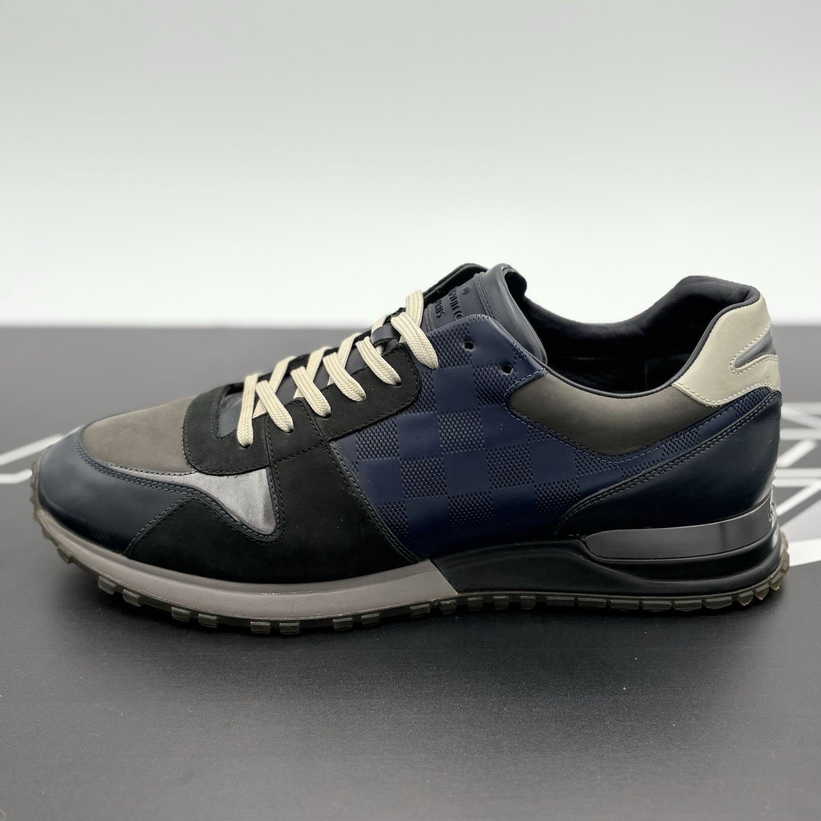 Louis Vuitton Louis Vuitton Damier Run Away ' Navy ' | GREAT CONDITION Size US 9.5 / EU 42-43 - 8 Thumbnail