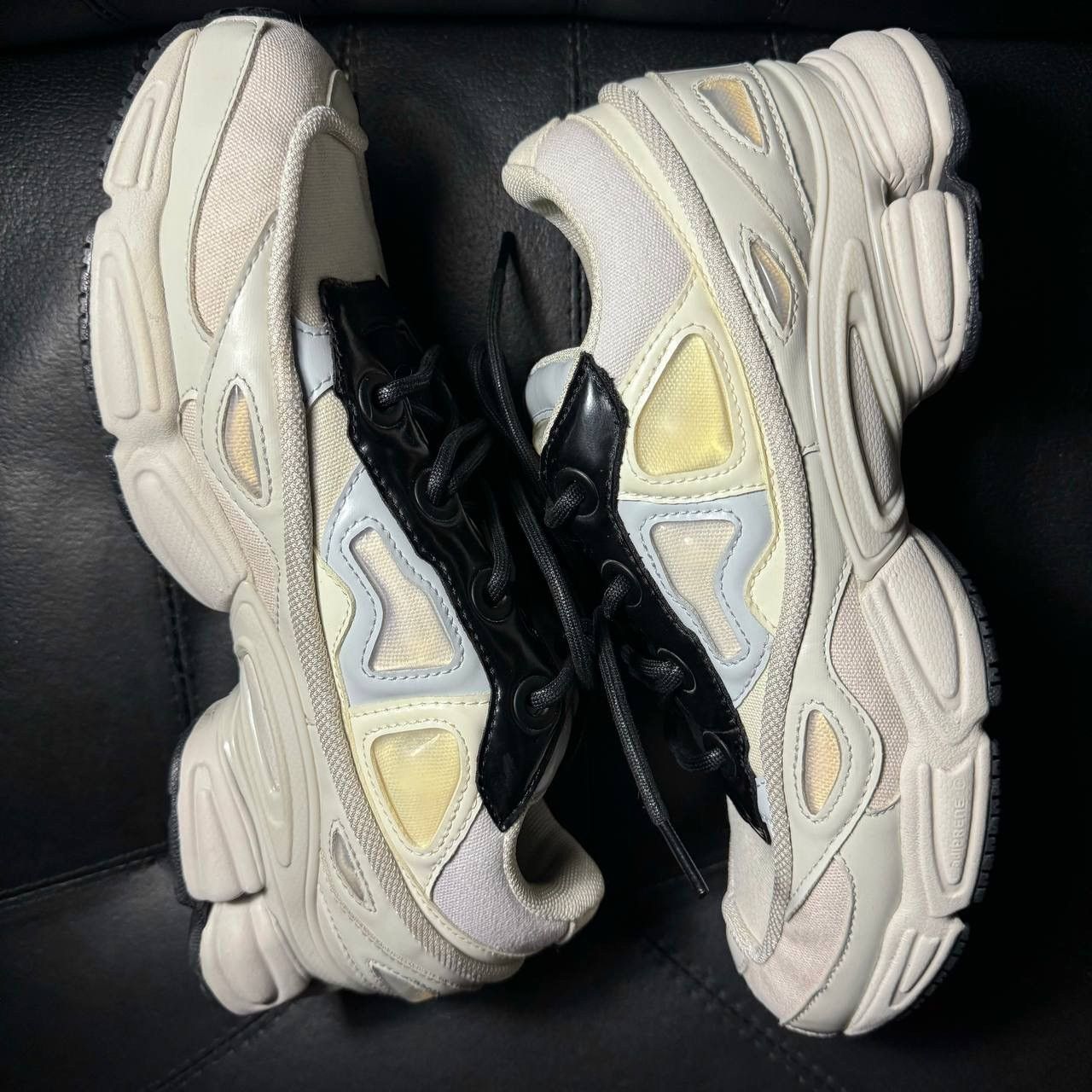 Adidas × Raf Simons 8,5us Adidas Raf Simons Ozweego Cream White Size US 8.5 / EU 41-42 - 4 Thumbnail