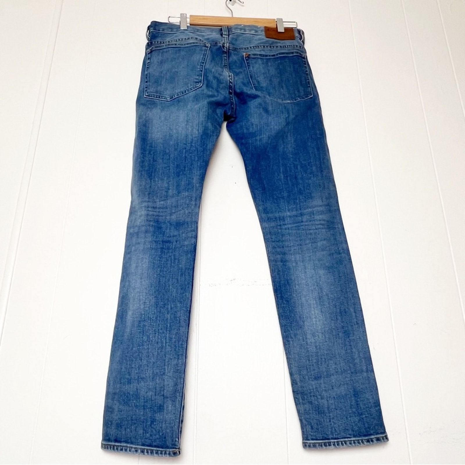 H&M H&M &Denim Distressed Button Fly 5 Pocket Jeans Men’s 32x30 Size US 32 / EU 48 - 4 Thumbnail