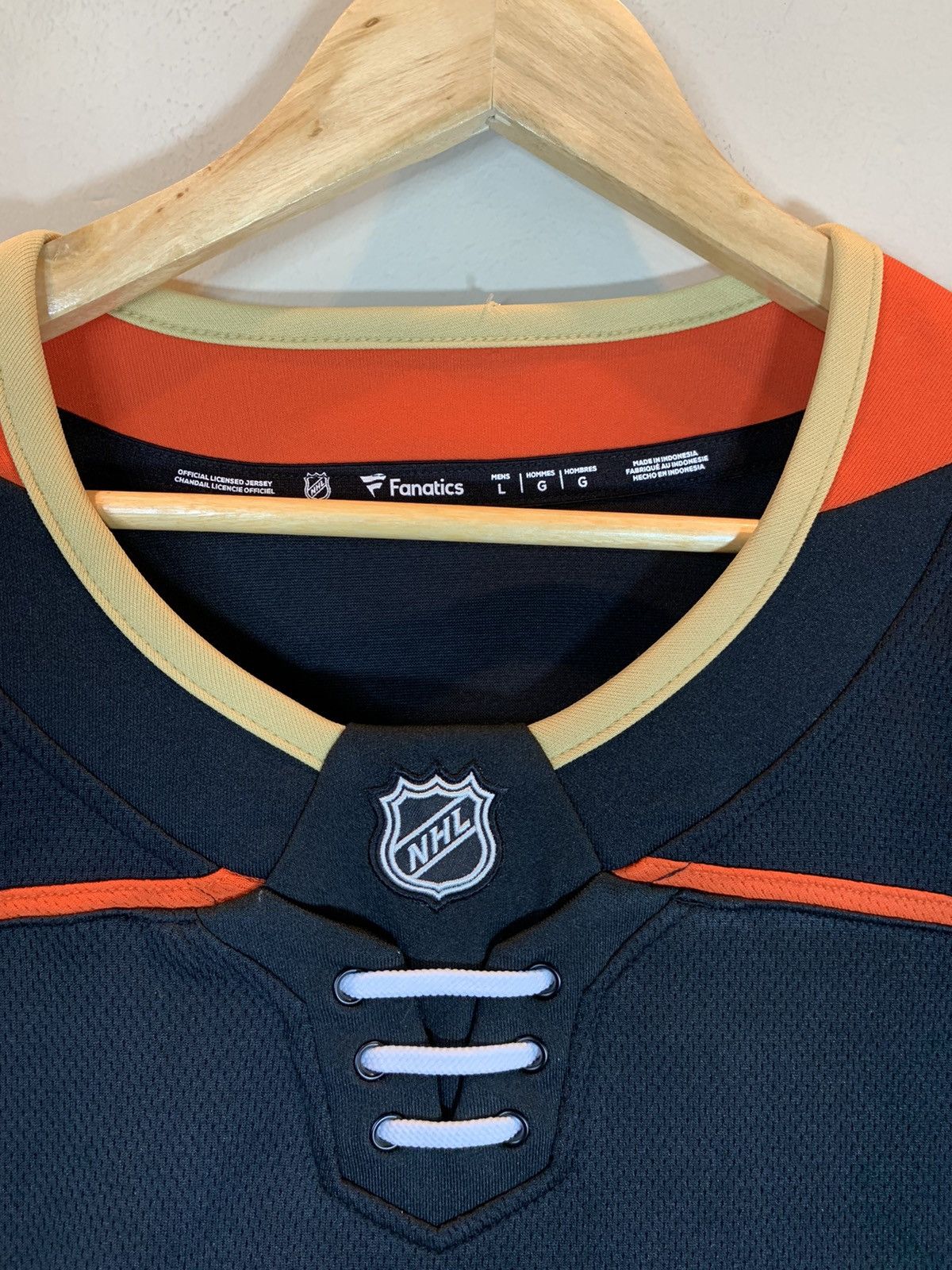 NHL *RARE* New Anaheim Ducks NHL Hockey Jersey Embroidered - LG Size US L / EU 52-54 / 3 - 6 Thumbnail