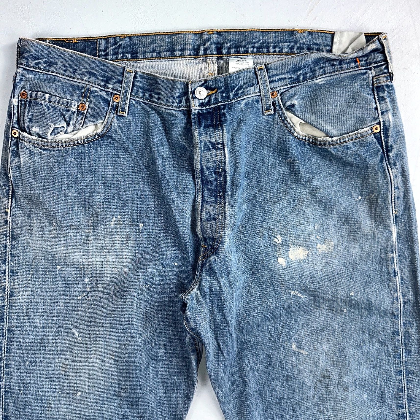 Levi's VINTAGE Levi's 501 Jeans 90s Straight Leg Denim Blue Light Wash 40x32 Mens Size US 40 / EU 56 - 2 Thumbnail