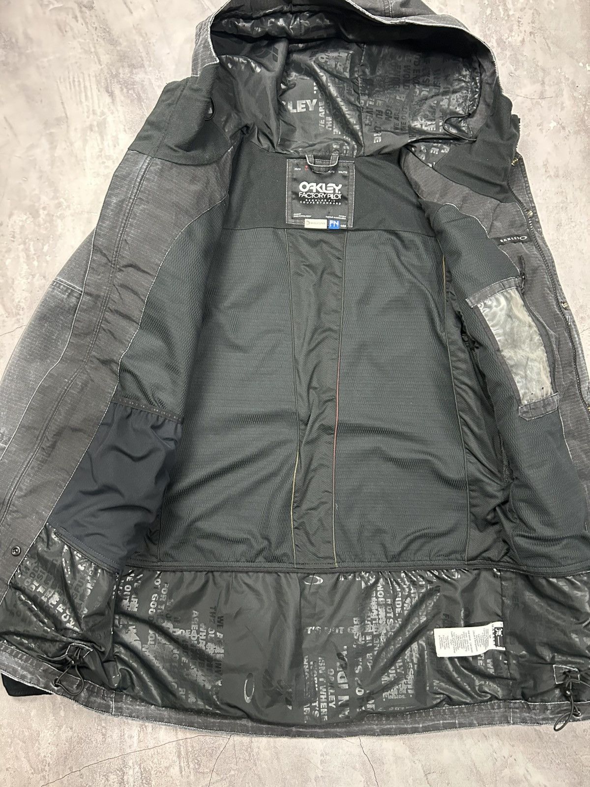 Vintage Rare Vintage Oakley Factory Pilot Jacket Size Medium Size US S / EU 44-46 / 1 - 9 Thumbnail