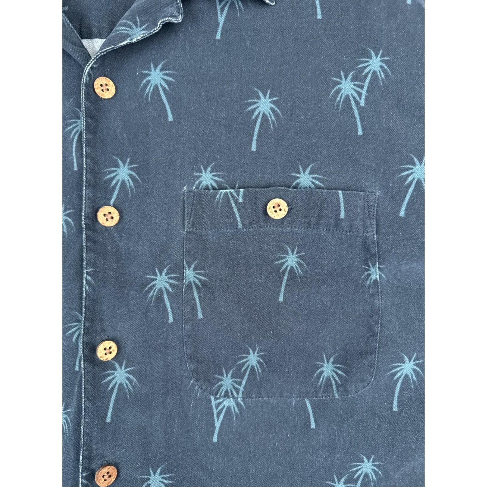 Vintage WfF Shirt Men 2XL Blue Floral Palm Tree 100% Silk Hawaiian Beach Pocket Size US XXL / EU 58 / 5 - 6 Thumbnail