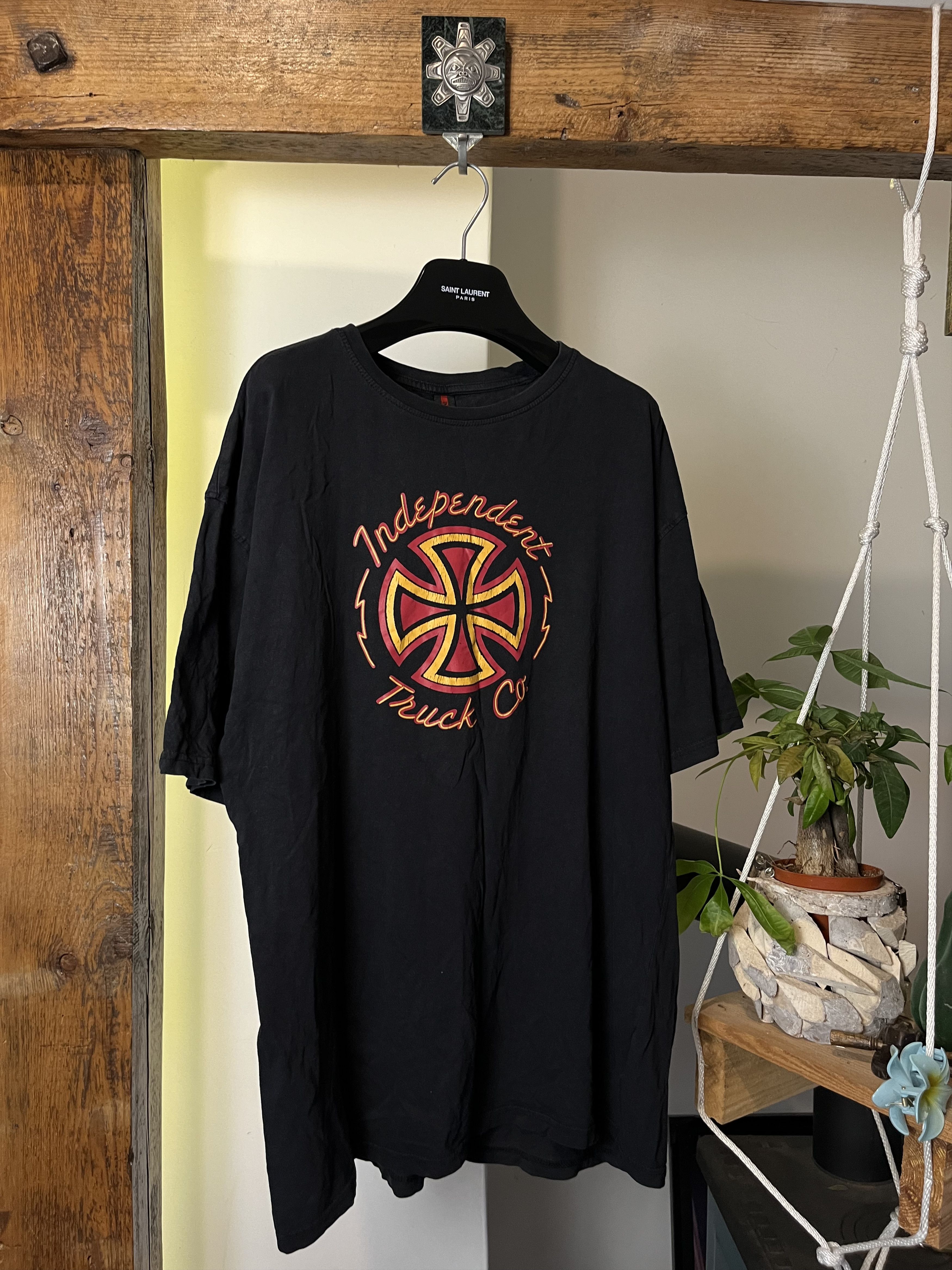 Independent Truck Co. × Vintage 90s Independent Central Logo Size US XL / EU 56 / 4 - 1 Thumbnail