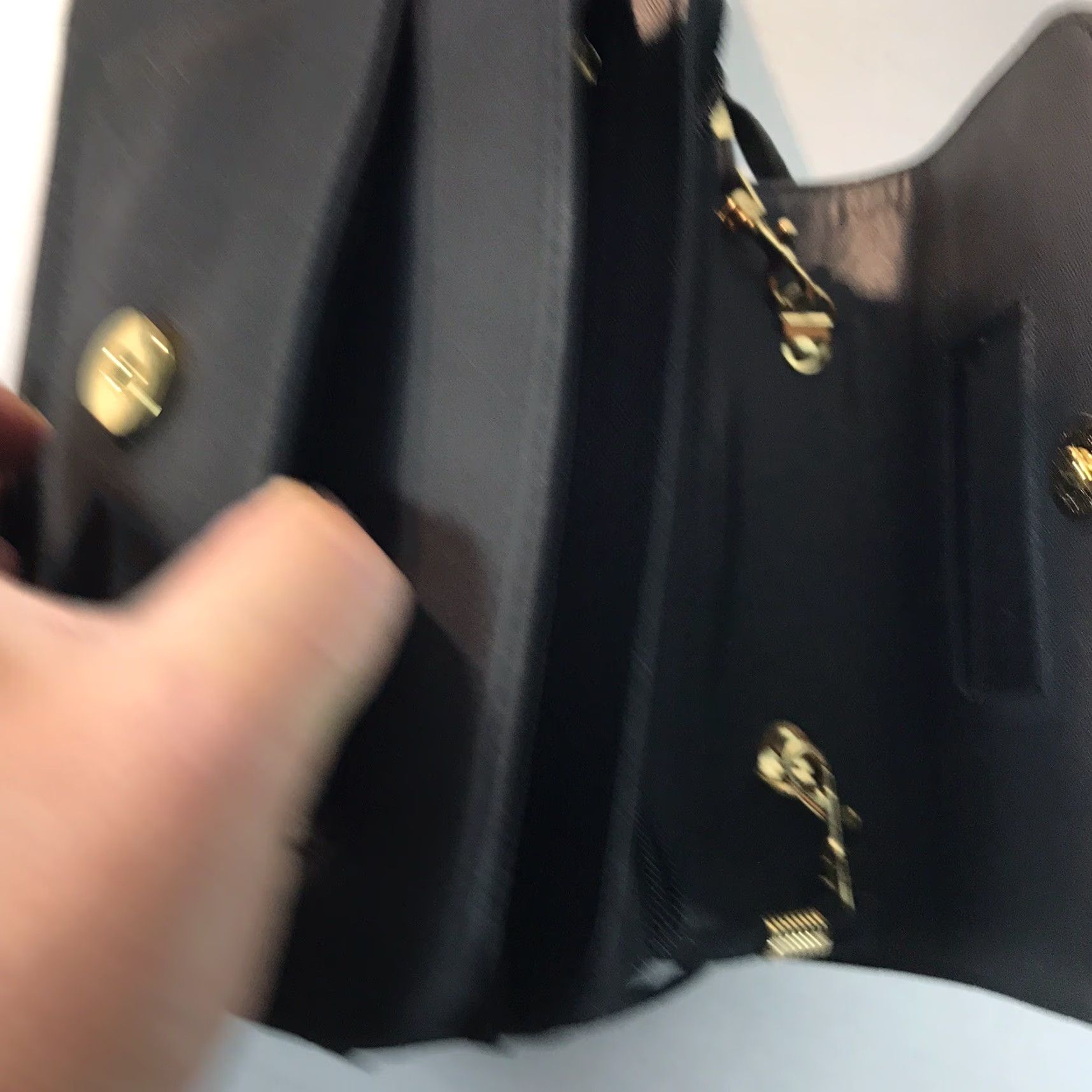 Vintage VINTAGE Crossbody Bag Women Small Black Faux Leather Microfiber Organizer Pockets 6in Travel Casual Size ONE SIZE - 8 Thumbnail