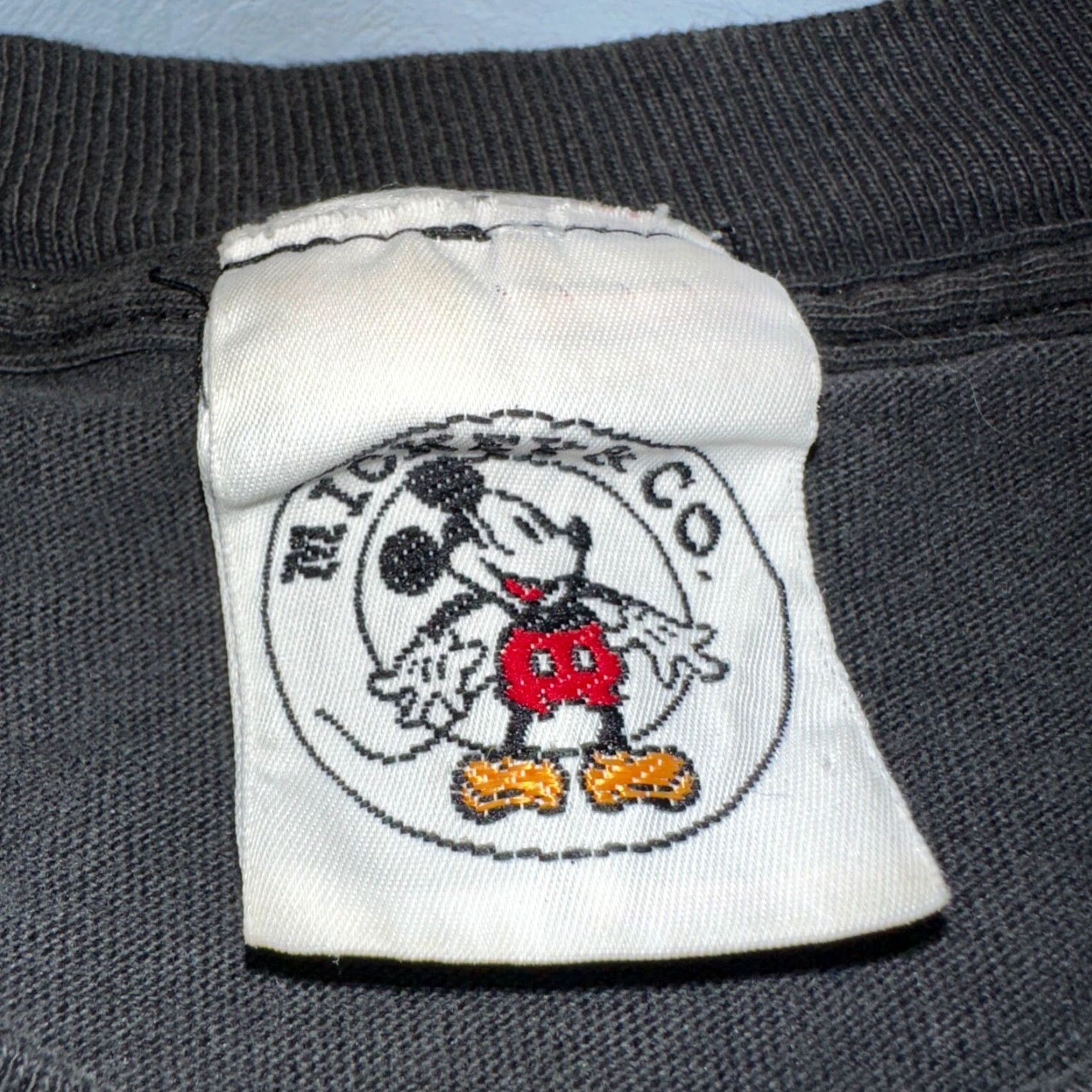 Disney VINTAGE Disney Mickey Mouse T-Shirt Men XL Black Crew Neck Short Sleeve 90s Rainbow Neon Big Print Single Stitch Graphic Pattern Gift Size US XL / EU 56 / 4 - 5 Thumbnail