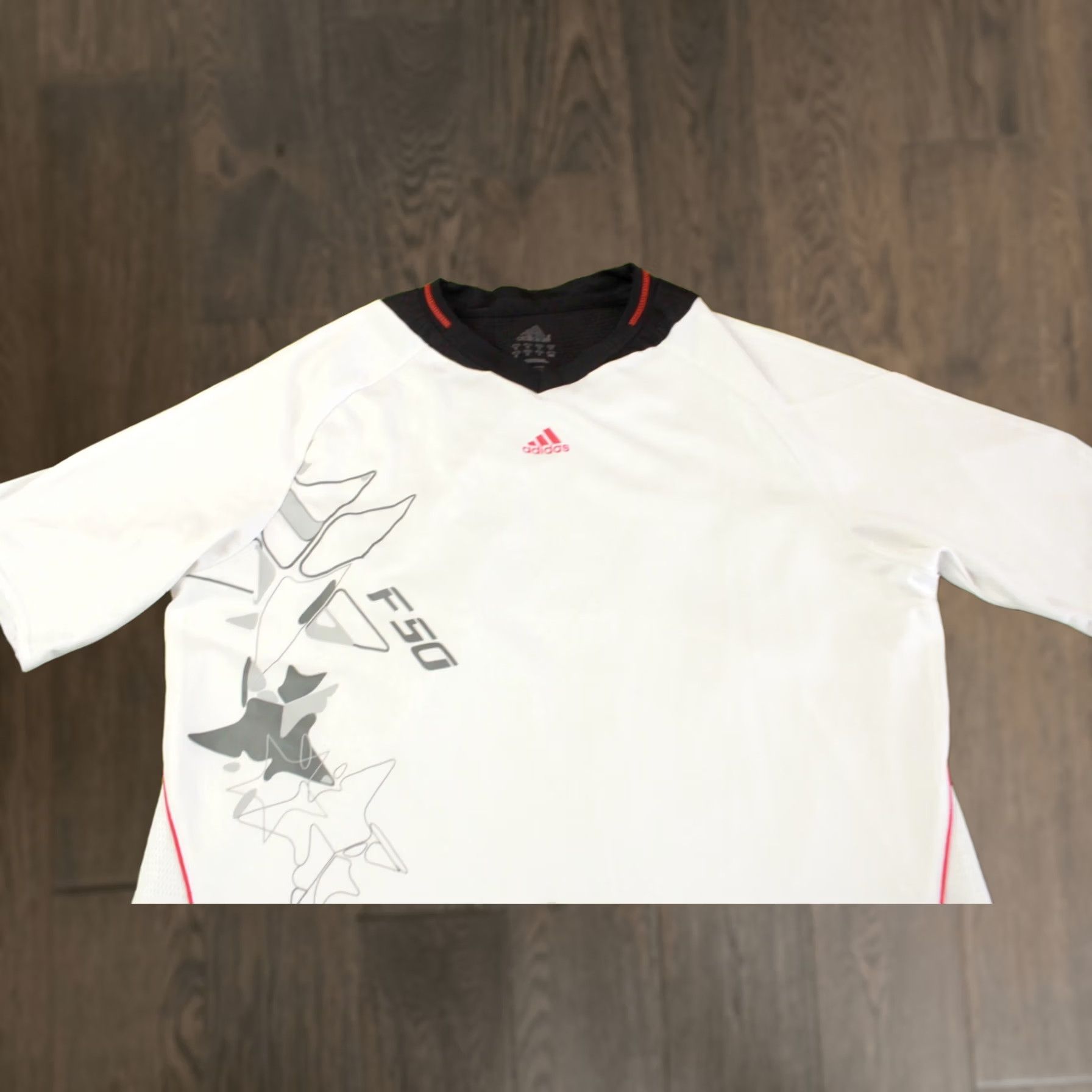 Adidas Adidas F50 Performance Climacool Jersey T-Shirt Mens M White Black Red 2009 Football Shirt Size US M / EU 48-50 / 2 - 1 Thumbnail