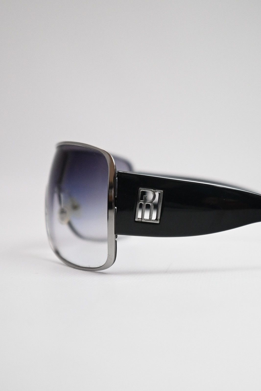 Ralph Lauren Vintage Ralph Lauren Sunglasses RL 1520/S Size ONE SIZE - 5 Thumbnail