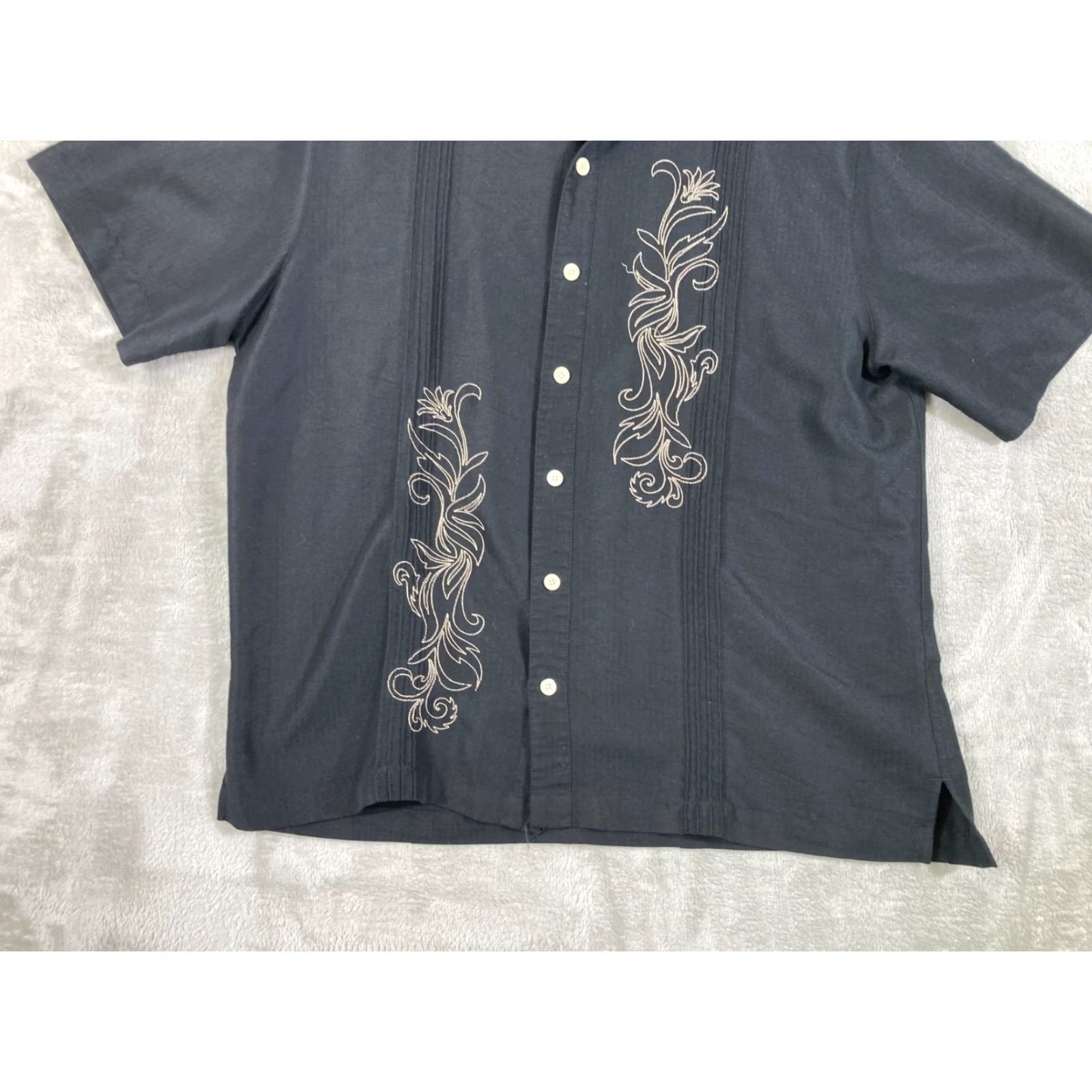 Vintage Caribbean Shirt Mens Large Black Embroidered Button-Up Short Sleeve Beach Hawaiian Casual 90s? Size US L / EU 52-54 / 3 - 4 Thumbnail
