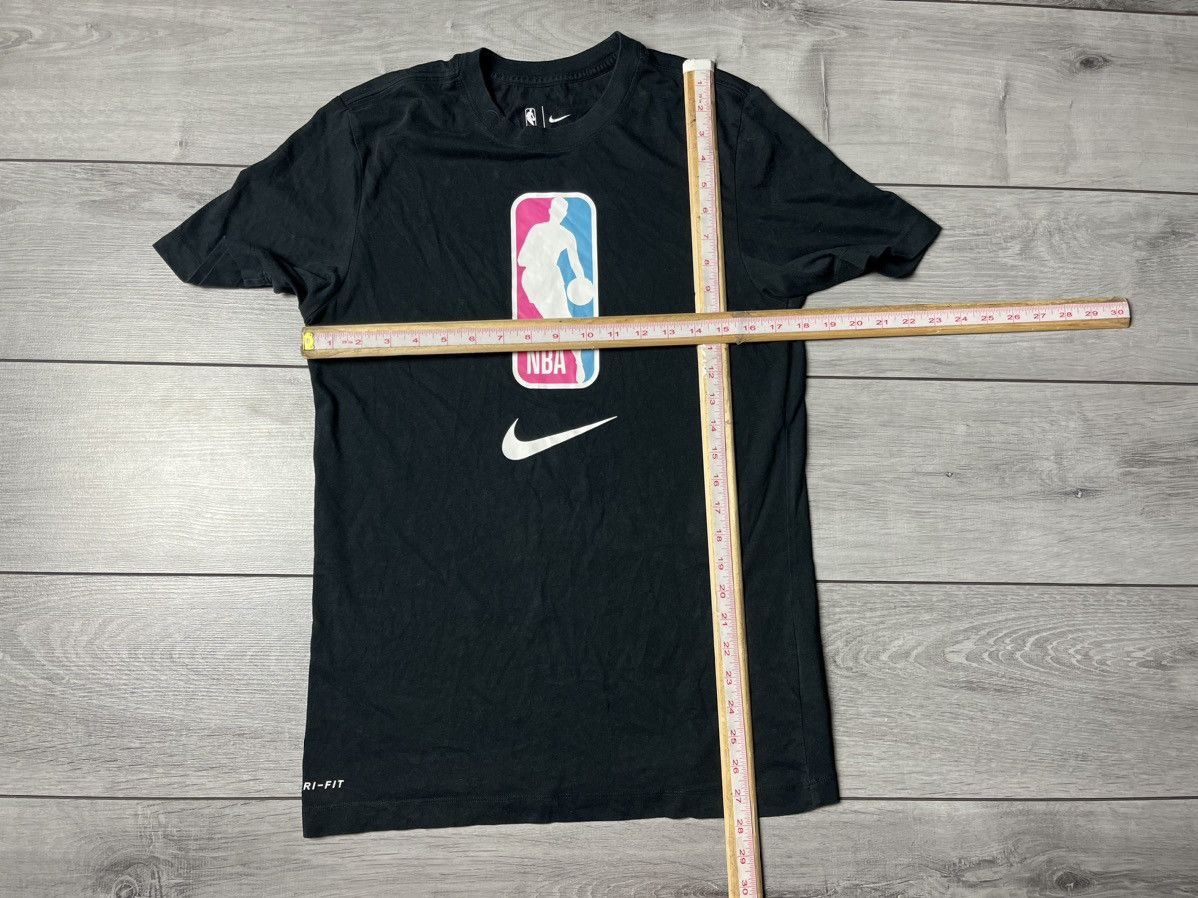Nike Nike Tshirt NBA streetwear size Small Size US S / EU 44-46 / 1 - 5 Thumbnail
