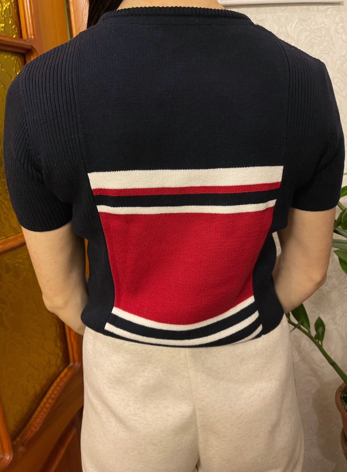 Burberry × Vintage Burberry C.W.F. Authentic Knitting Sweater Crop Top sz 14 Size S / US 4 / IT 40 - 14 Thumbnail