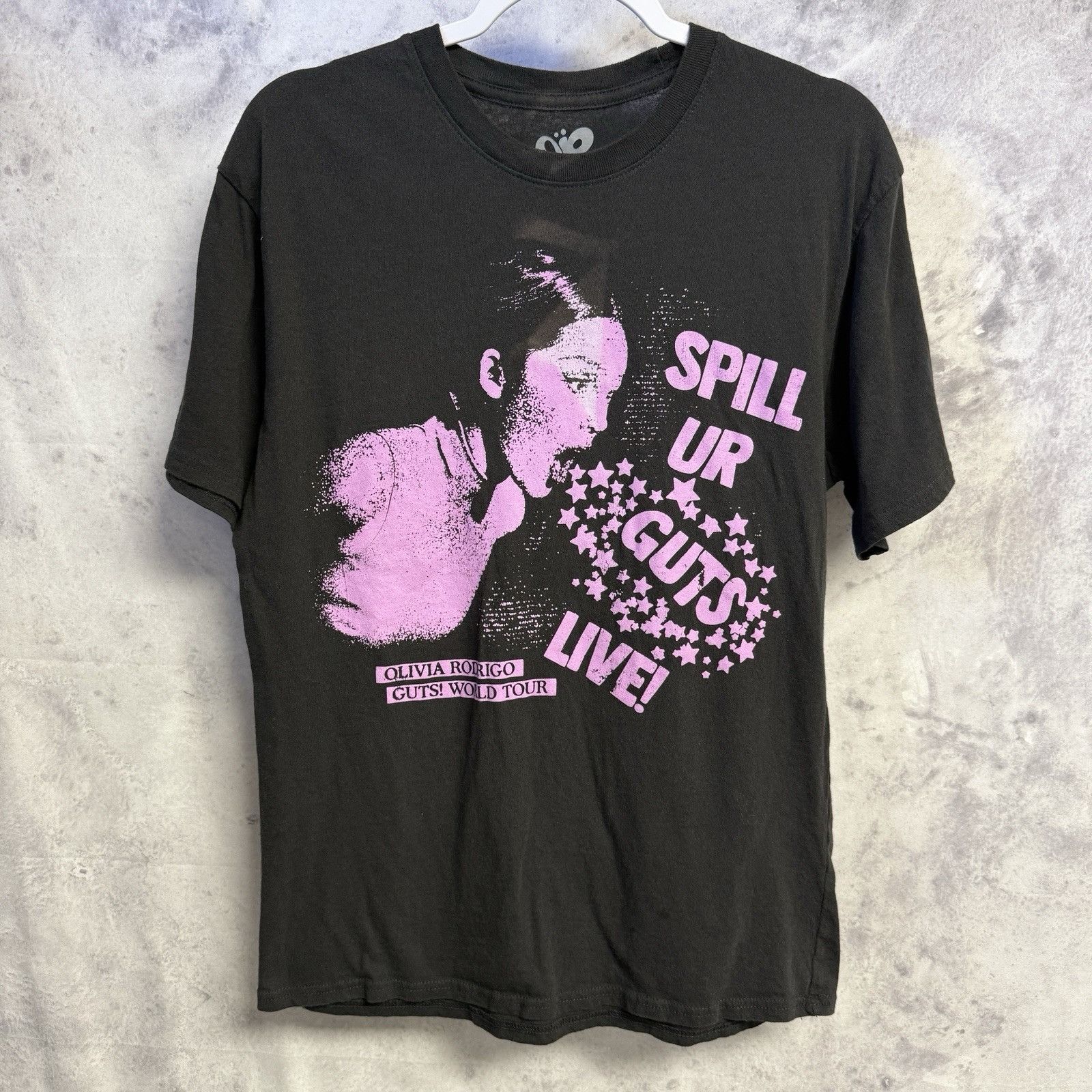 Other Olivia Rodrigo Guts World Tour T Shirt Size Medium 19.5x26.5 Size US M / EU 48-50 / 2 - 1 Thumbnail