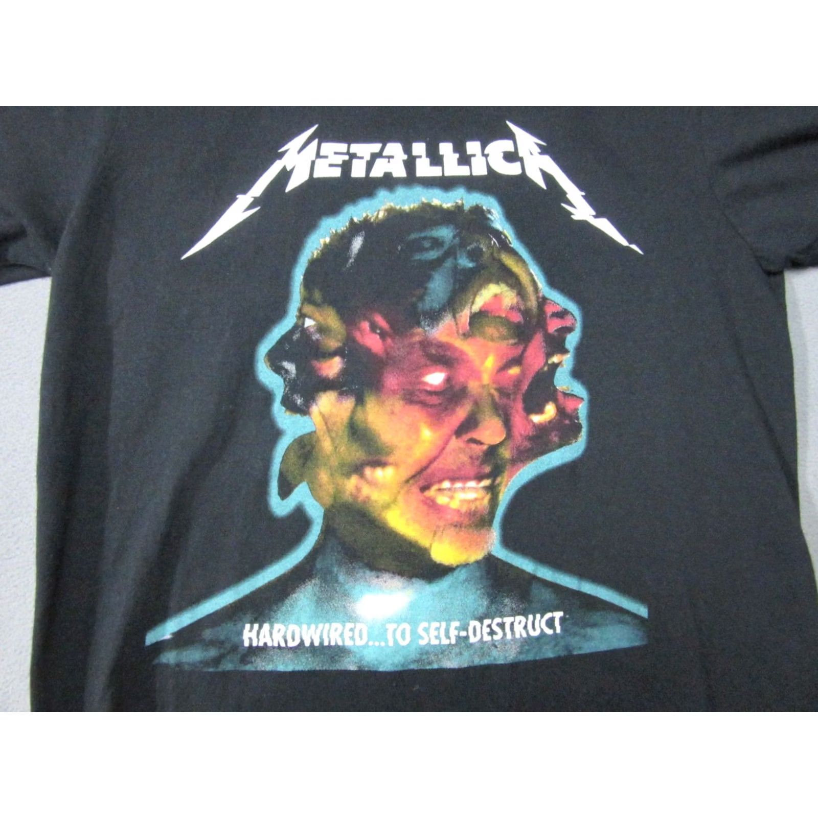 Gildan Metallica Shirt Mens Medium Black World Tour 2017 Heavy Metal Rock Band Grunge Gildan Size US M / EU 48-50 / 2 - 2 Thumbnail