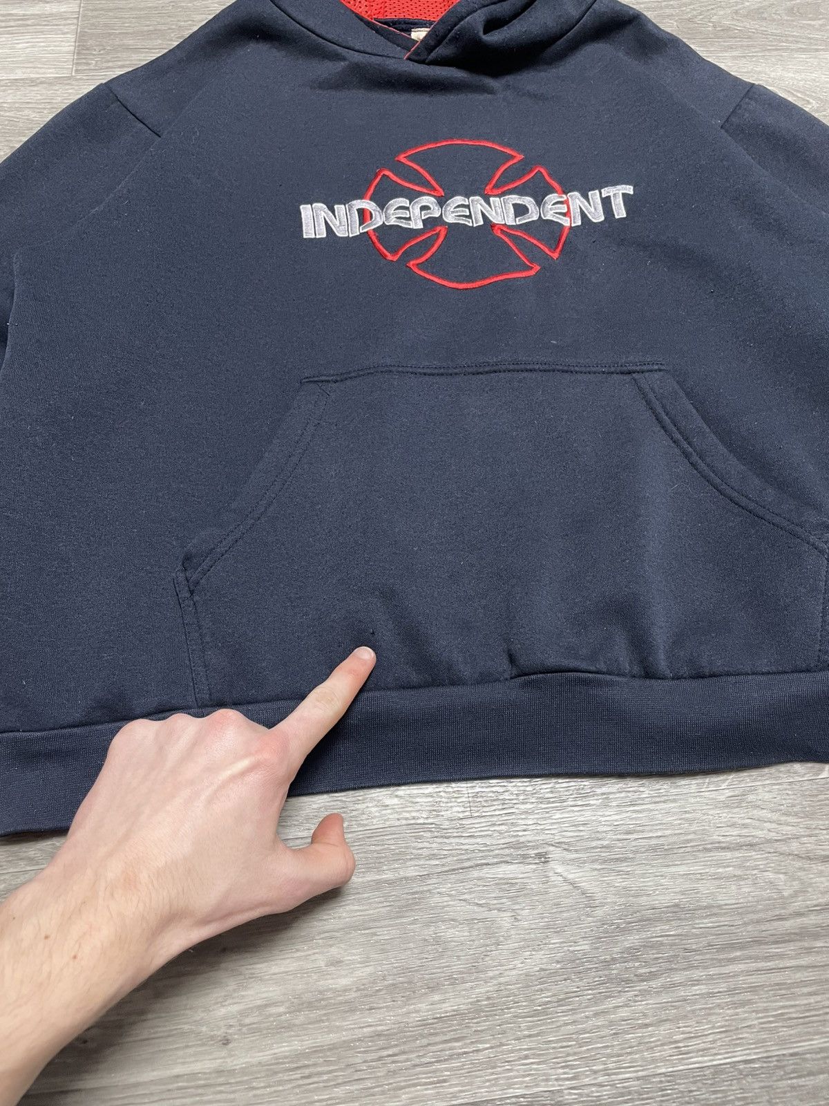 Independent Truck Co. Vintage Independent Skateboarding Hoodie Made In Australia Size US L / EU 52-54 / 3 - 10 Thumbnail