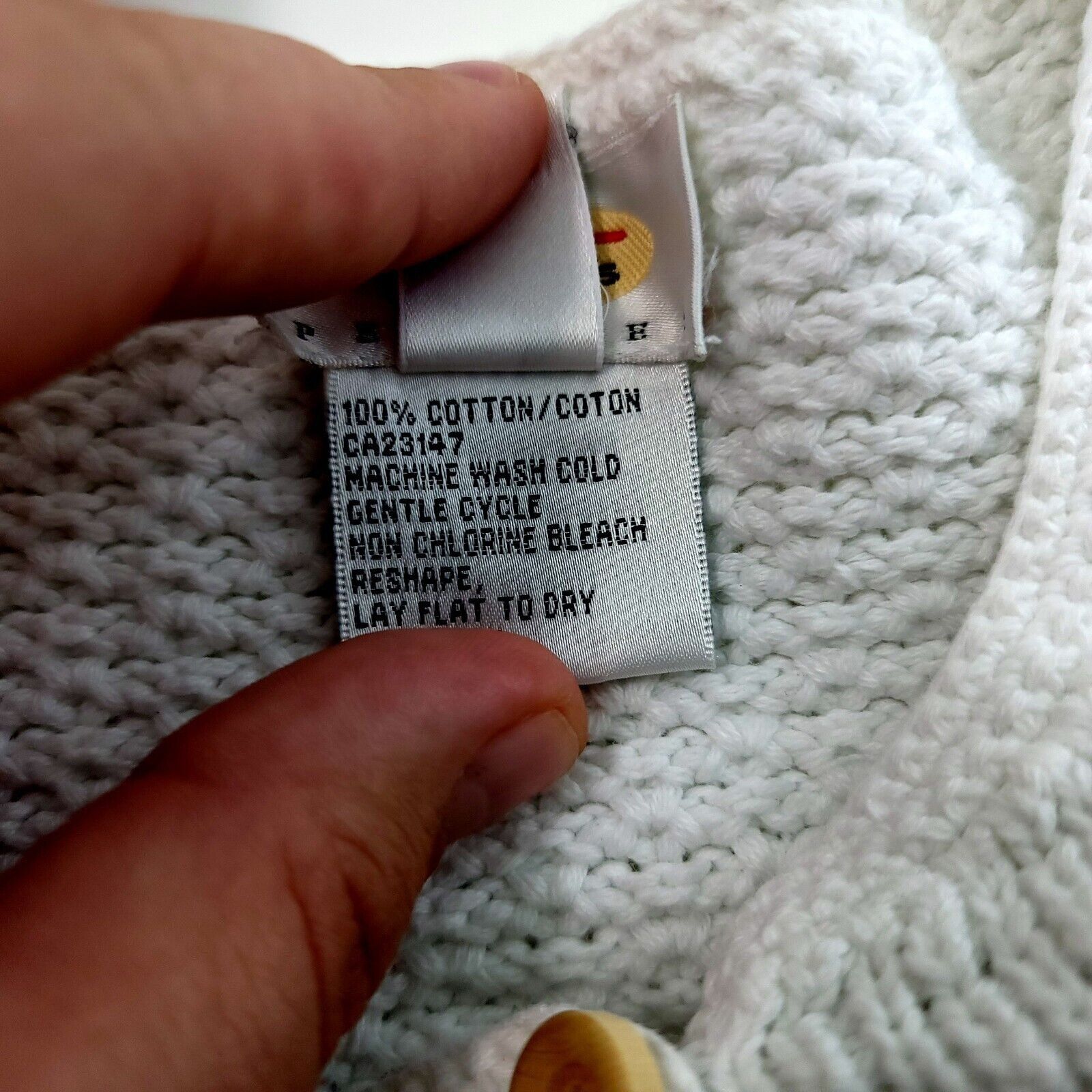 Talbots Damaged Stained Talbots Petite P White Cotton Cable Knit Swe Size XS / US 0-2 / IT 36-38 - 9 Thumbnail