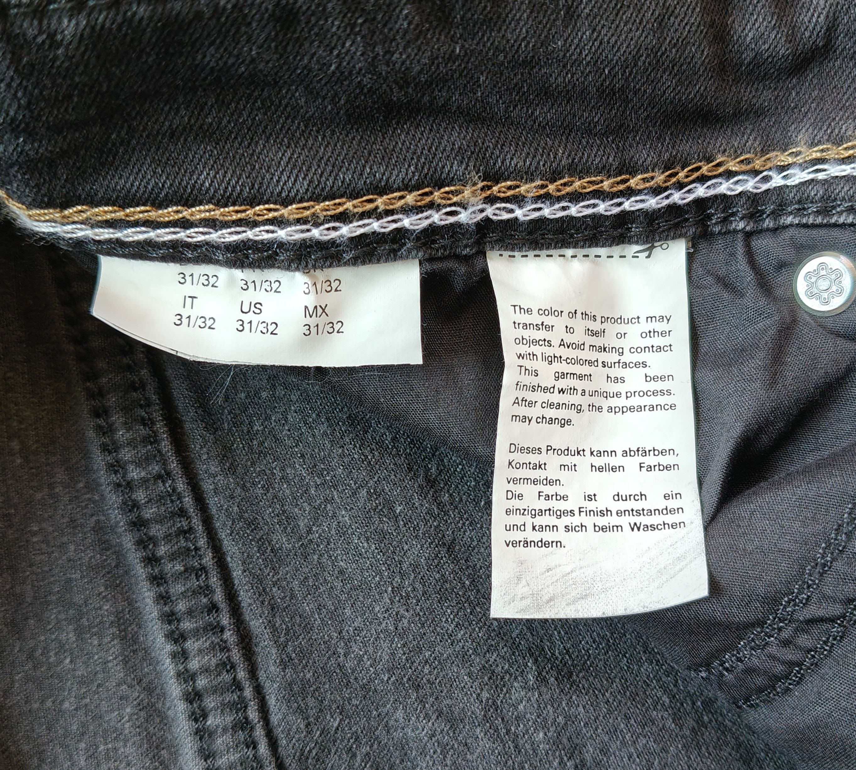 Hugo Boss BOSS ANDERSON Relaxed Fit men's Jeans Free Shipping T/6081 Size US 31 - 7 Thumbnail