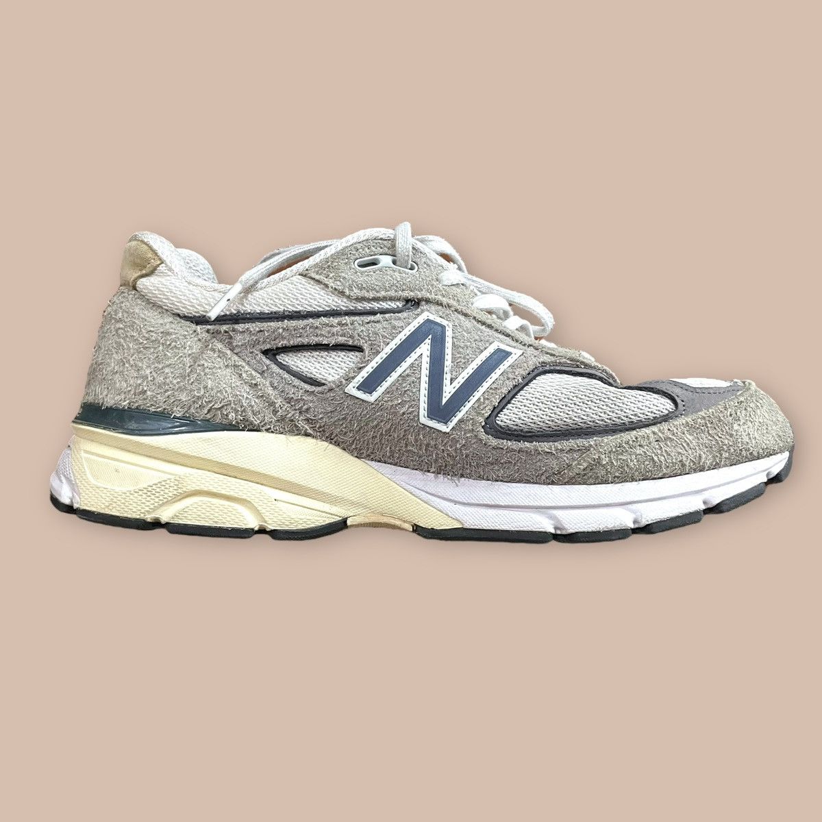 New Balance New Balance 990v4 "Grey Day 2023" Size US 8.5 / EU 41-42 - 12 Thumbnail