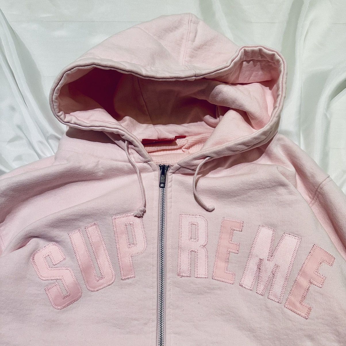 Supreme SUPREME 00s ARC LOGO THERMAL ZIPUP HOODIE PINK L Size US L / EU 52-54 / 3 - 2 Thumbnail