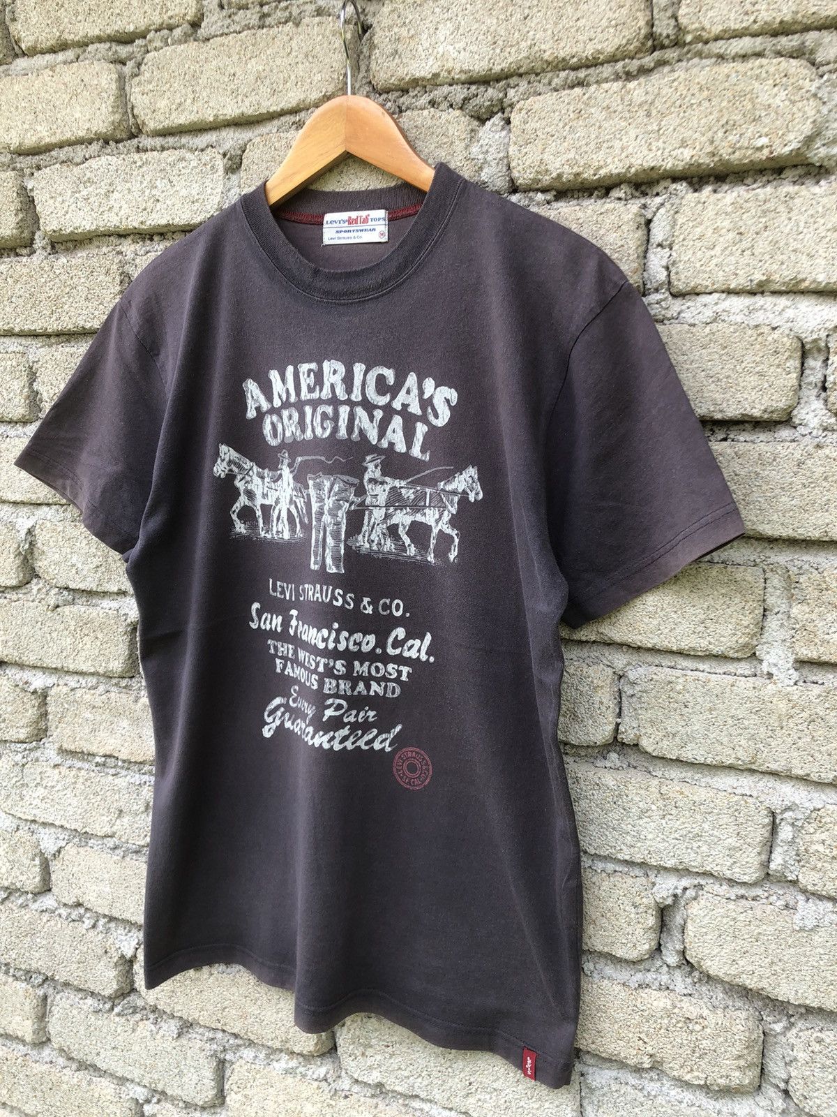 Levi's Vintage Sunfaded Levis Red Tab Tops Americas Original Tee Size US M / EU 48-50 / 2 - 3 Thumbnail