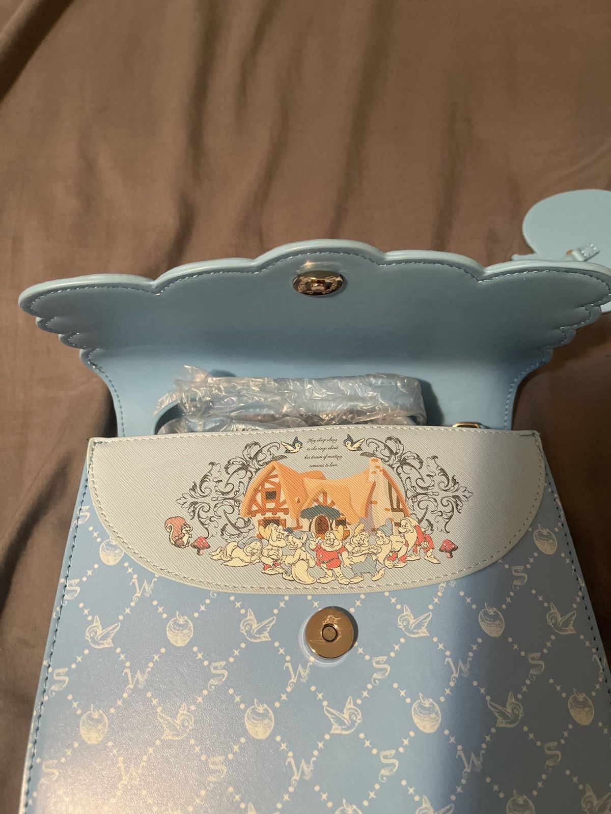 Disney Danielle Nicole x Disney crossbody Snow White handbag Size ONE SIZE - 2 Thumbnail