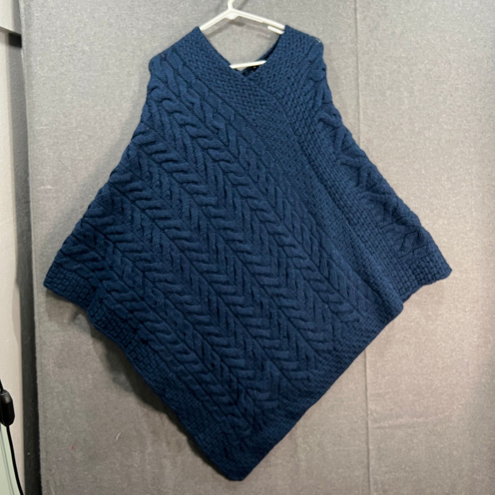Aran Crafts Kiironan Merino Wool -Neck Porcho Atlantic XS/S Size S / US 4 / IT 40 - 5 Thumbnail