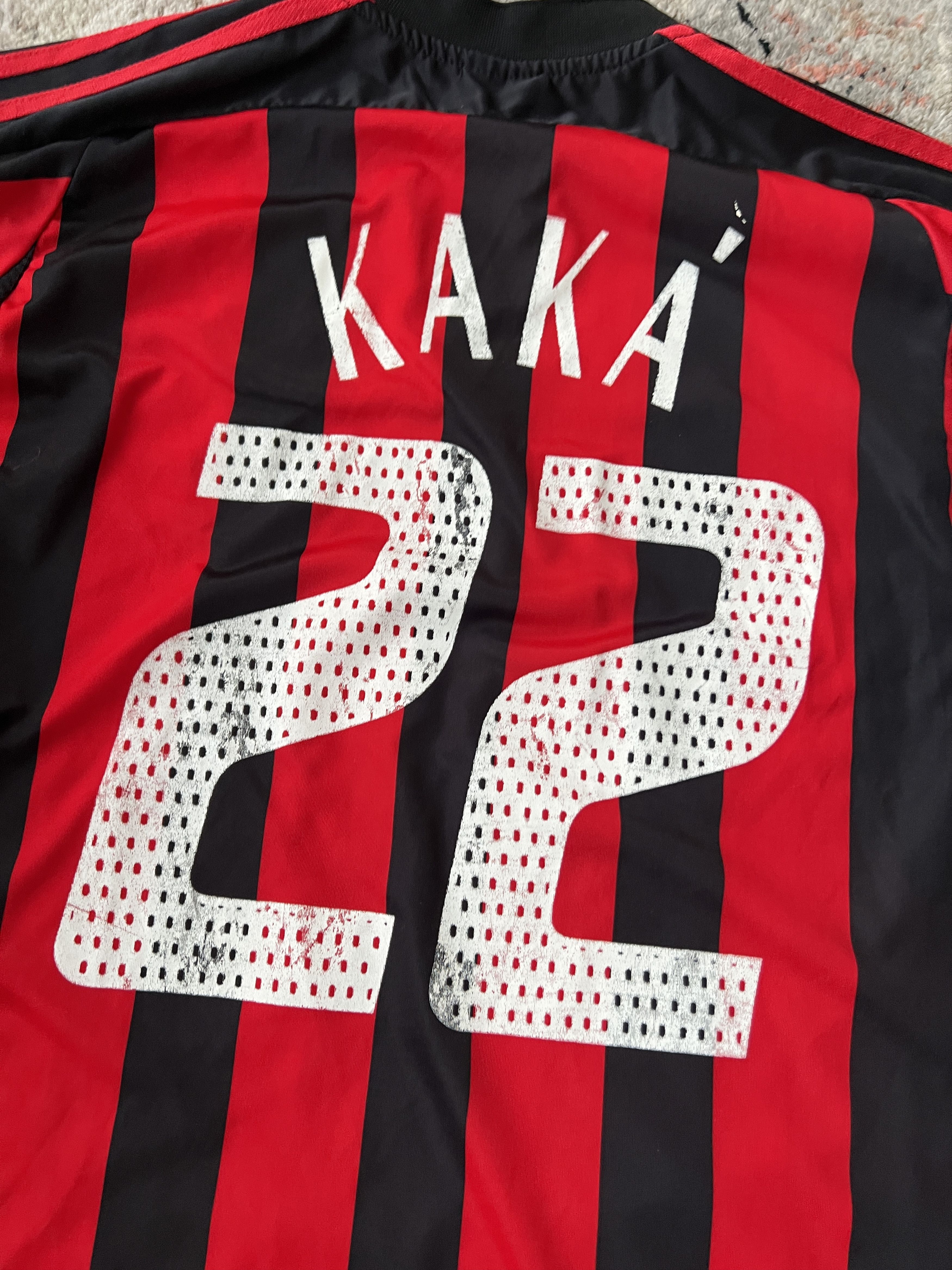Vintage AC Milan Vintage KAKA 22 Jersey Size US L / EU 52-54 / 3 - 7 Thumbnail