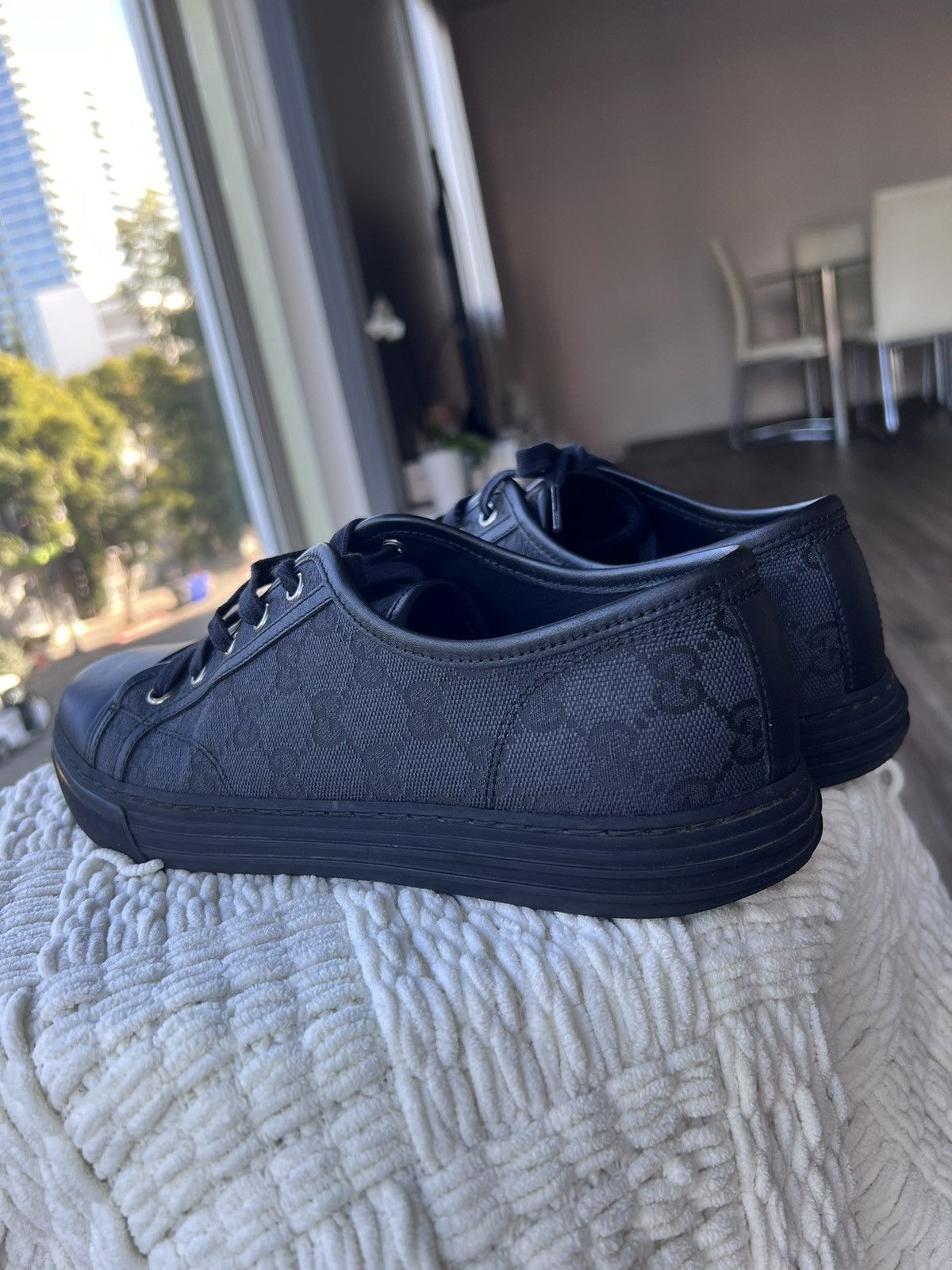 Gucci Gucci Monogram Canvas Logo Size US 7.5 / EU 40-41 - 2 Thumbnail