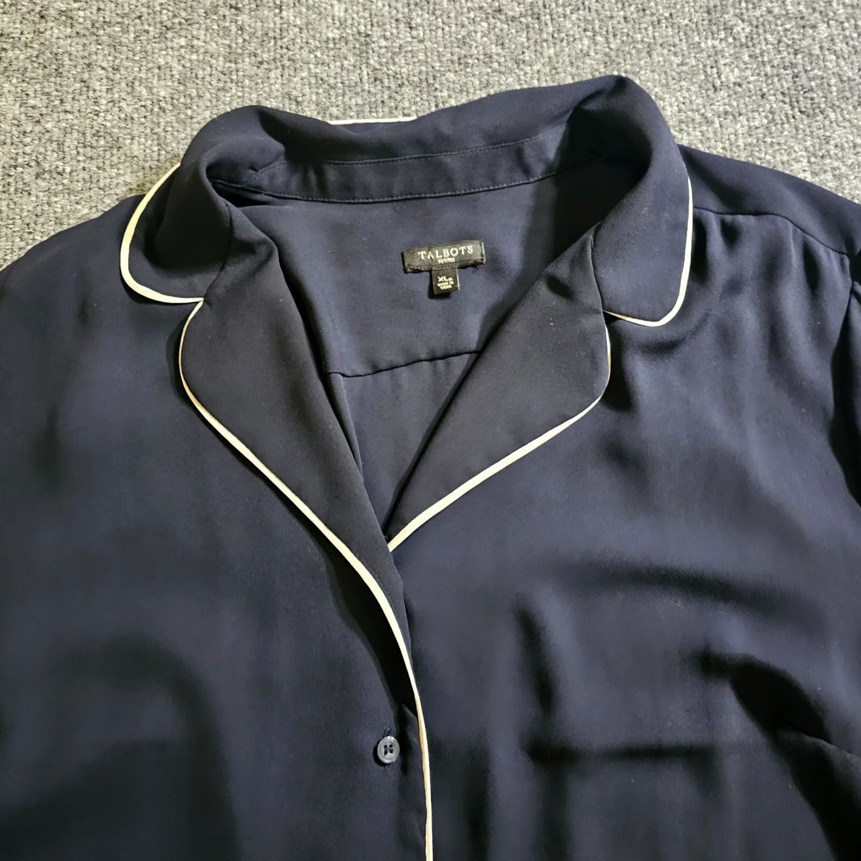 Talbots Talbots Top Shirt Women XL Petite Black Sheer Button Long Sleeve Casual Career Shirt Size XL / US 12-14 / IT 48-50 - 2 Thumbnail