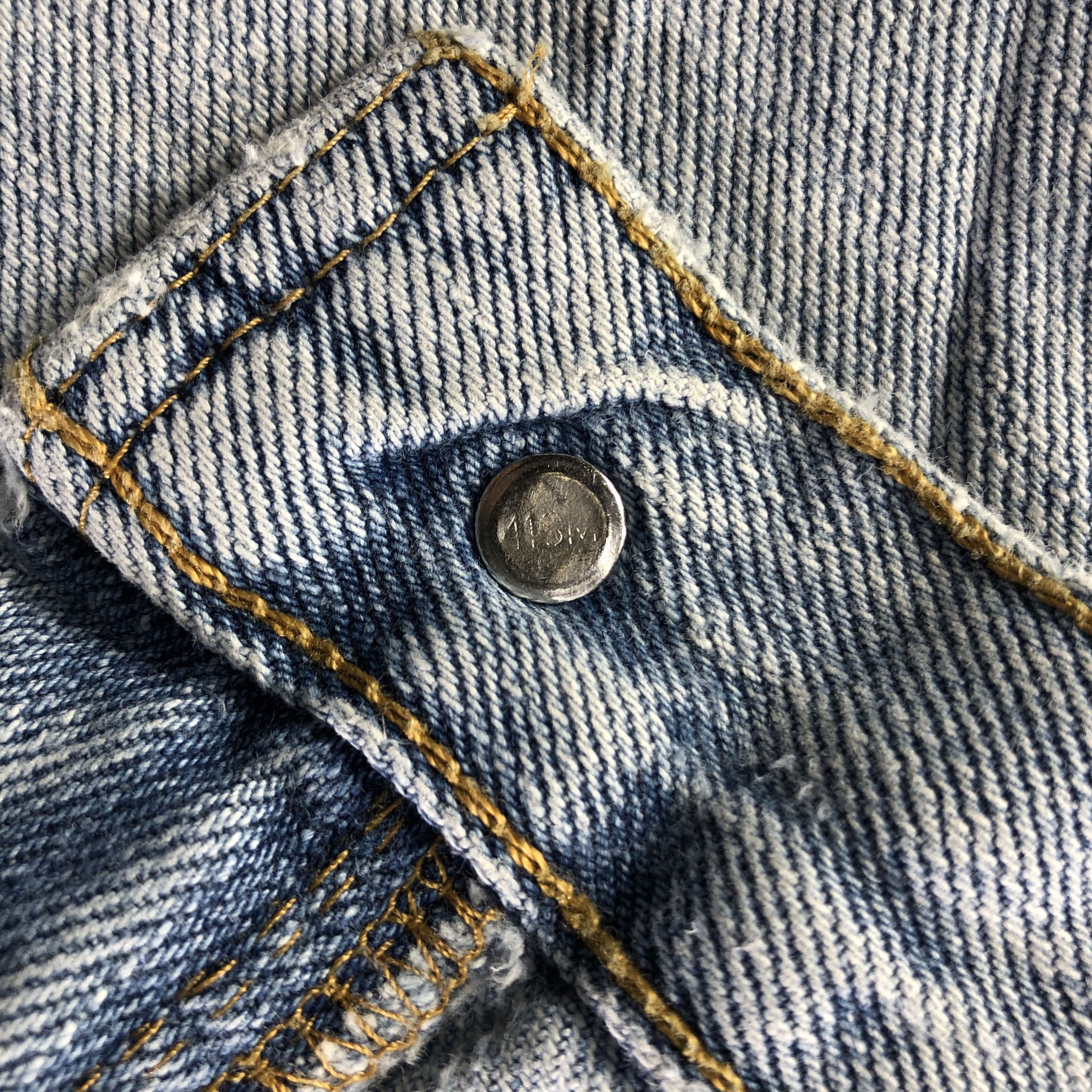 Levi's Vintage Light Wash Levis 550 Jeans-J3217 Size US 39 - 9 Thumbnail