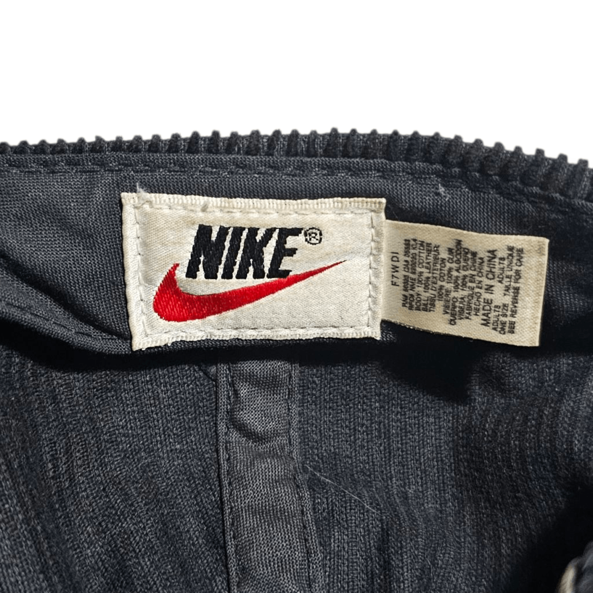 Nike Nike Vintage Corduroy Hat Size ONE SIZE - 6 Thumbnail