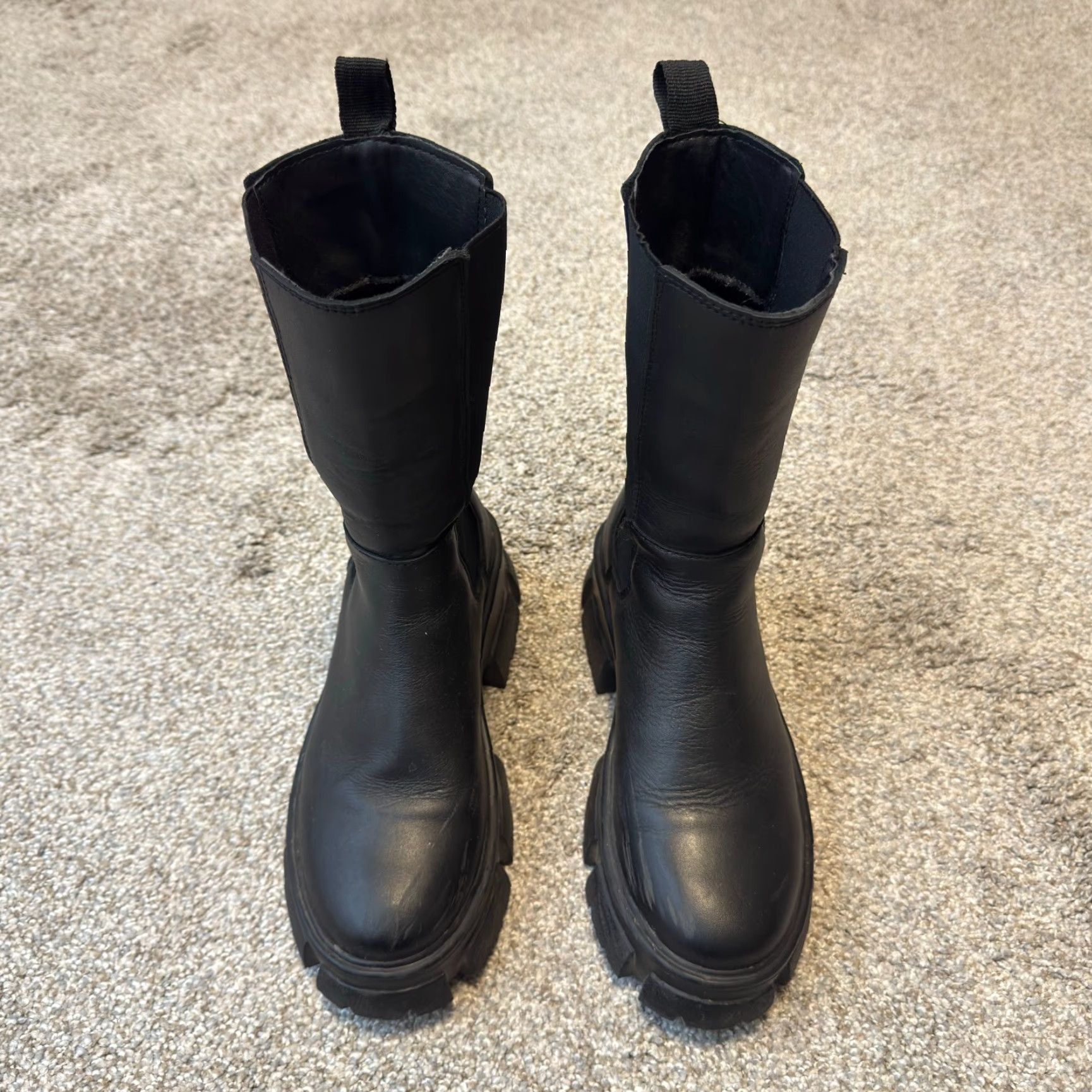 AQUA Aqua Chelsea Boots 6 Black Leather Mid Calf Chunky Platform Lug Sole Womens Shoes Size US 6 / IT 36 - 3 Thumbnail