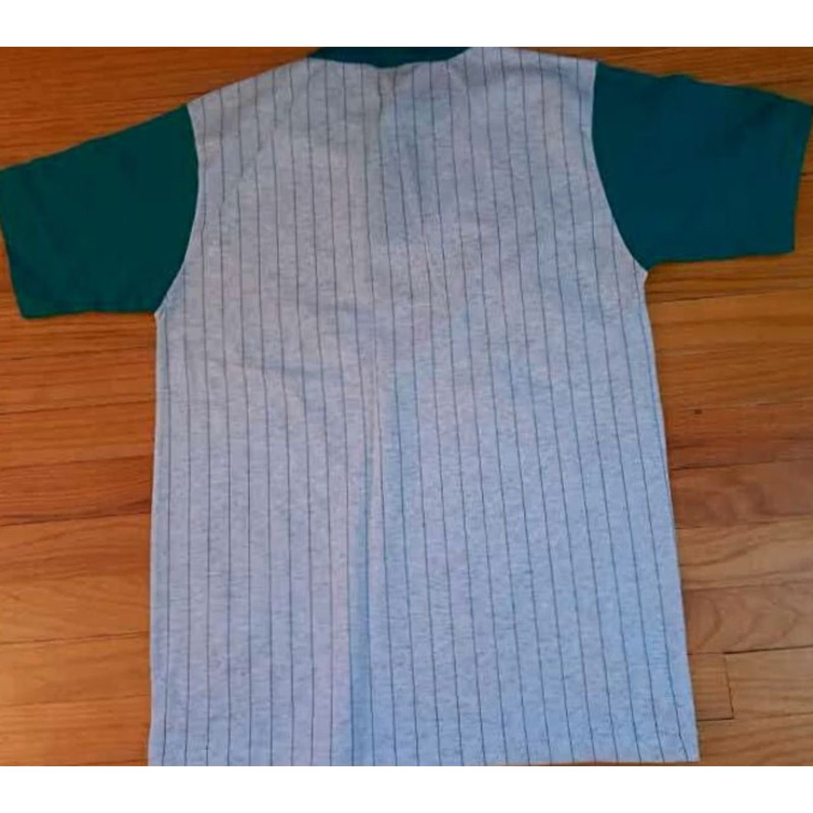 Vintage VINTAGE Reach Shirt Unisex Adults L Light grey & Green Trim 1/4 Button USA Made Single Stitch Tennis Shirt Large Pinstripes Size US L / EU 52-54 / 3 - 4 Thumbnail