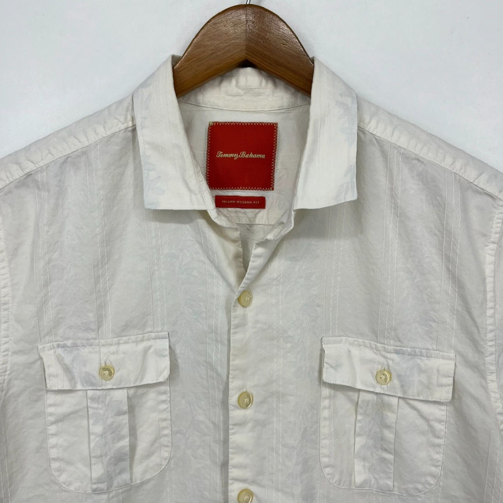 Tommy Bahama Tommy Bahama Shirt Short Sleeve Button-Up M White Pockets Hawaiian Textured Silky Cotton Casual Mens Size US M / EU 48-50 / 2 - 7 Thumbnail