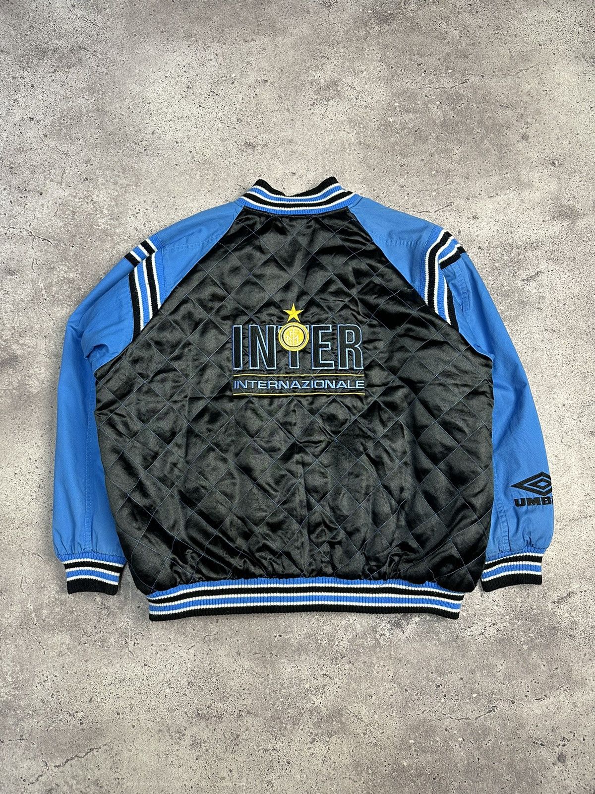 image of Soccer Jersey x Umbro Vintage Inter Milan 1994/95 Bomber Jacket Boxy Blokecore in Black/Blue (Size 