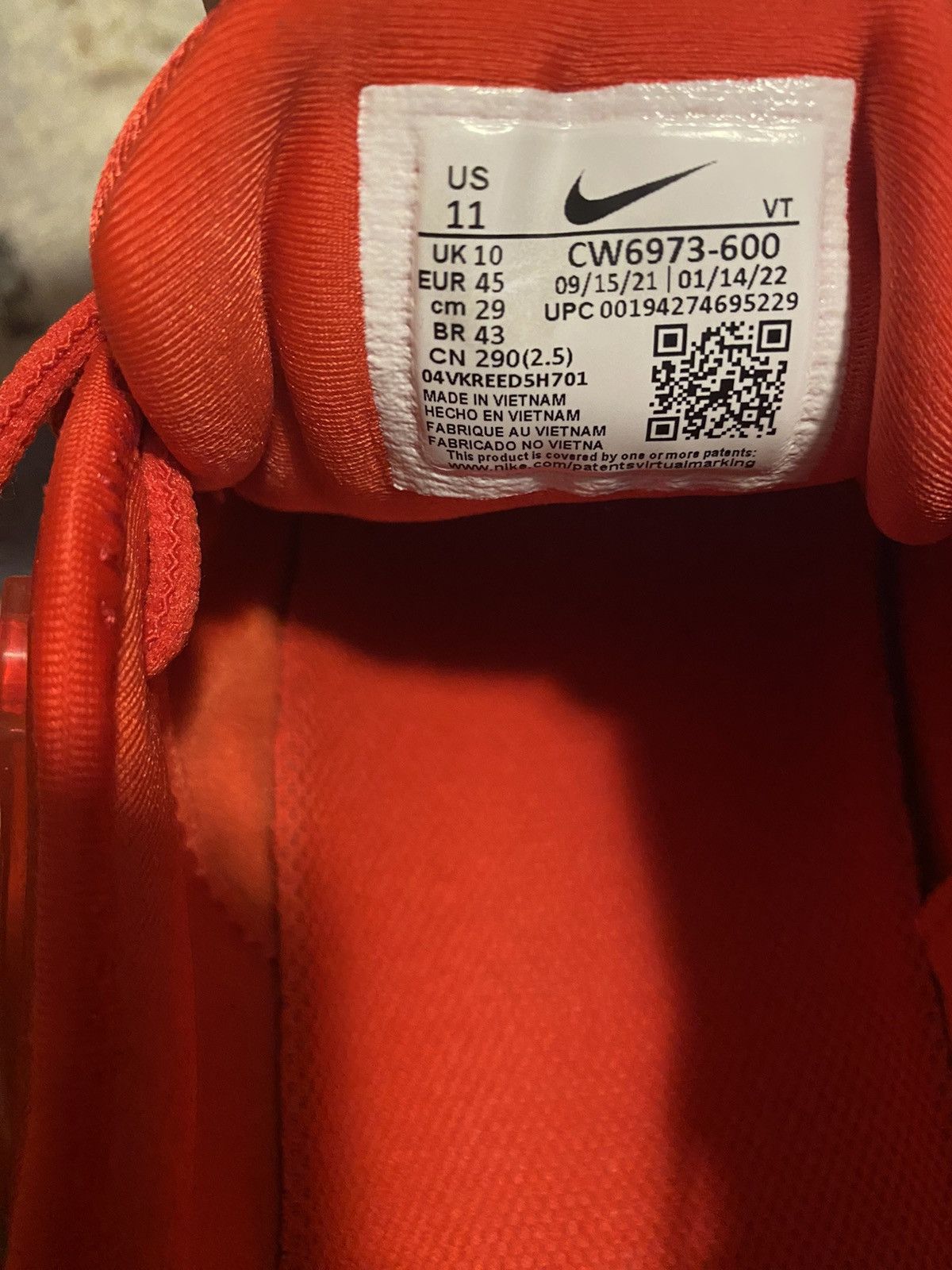 Nike Nike VaporMax Plus Size US 11 / EU 44 - 6 Thumbnail