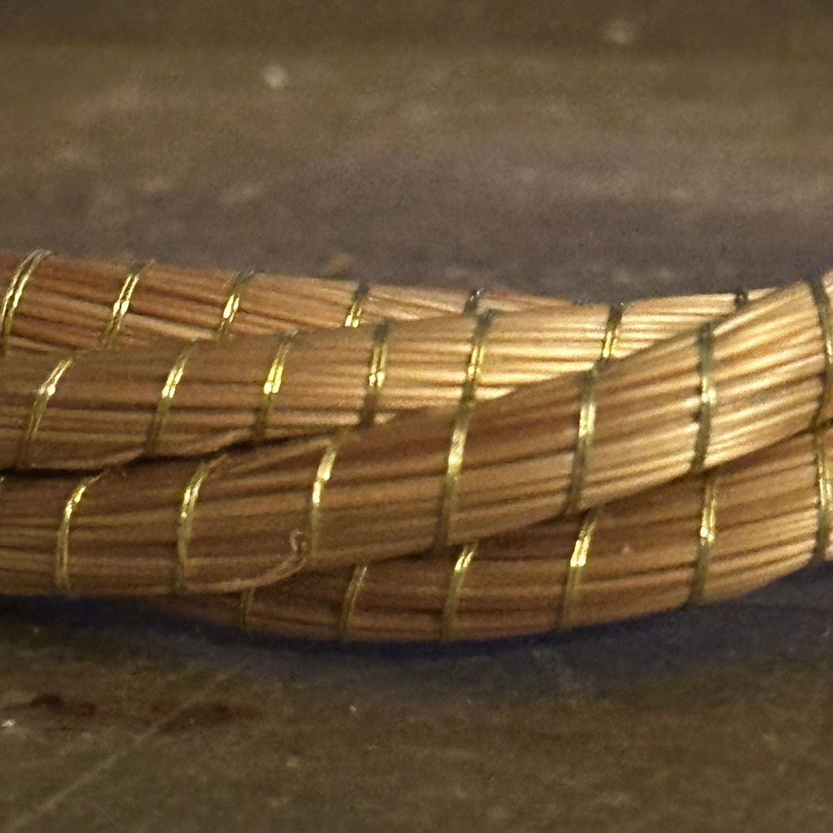 Other Golden twisted bangle bracelet Size ONE SIZE - 2 Thumbnail