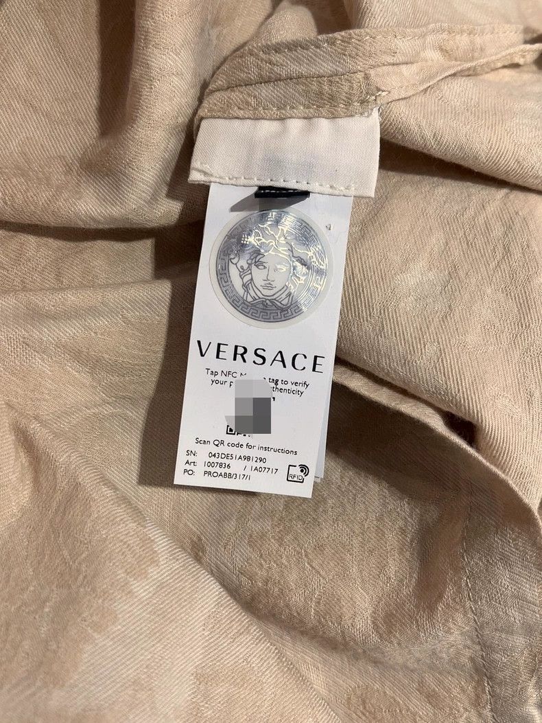 Versace Versace Dark pattern embroidered short-sleeved shirt Size US S / EU 44-46 / 1 - 6 Thumbnail