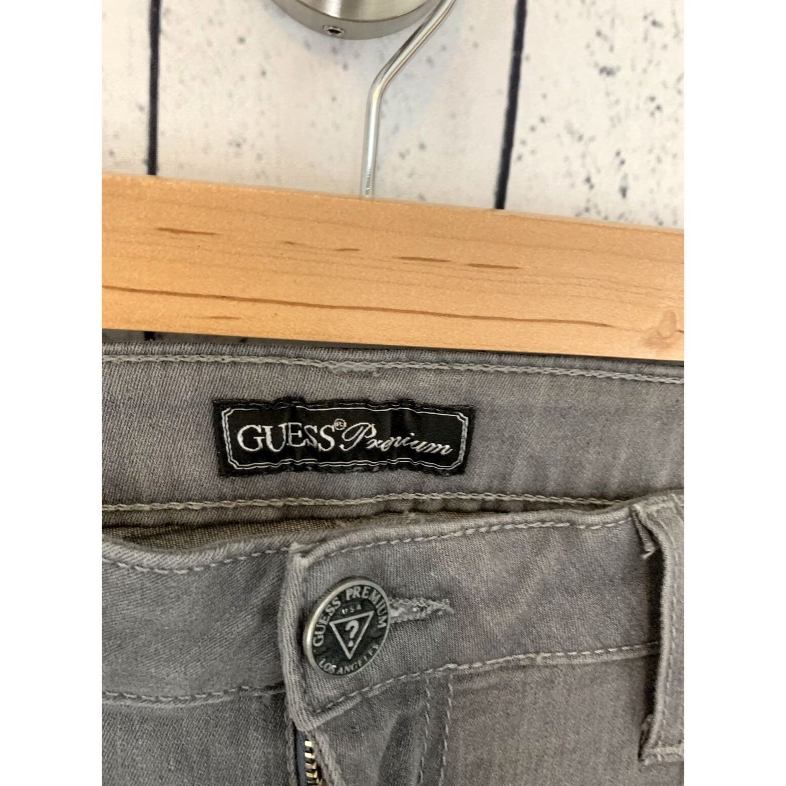 Guess GUESS Premium Power Skinny Gray Wash Denim Jeans Women's 25 Jeans Gray Skinny 25 Womens Gu ess Premium Power Skinny Gray Wash Denim Jeans 25 Size 42" / US 20 - 2 Thumbnail