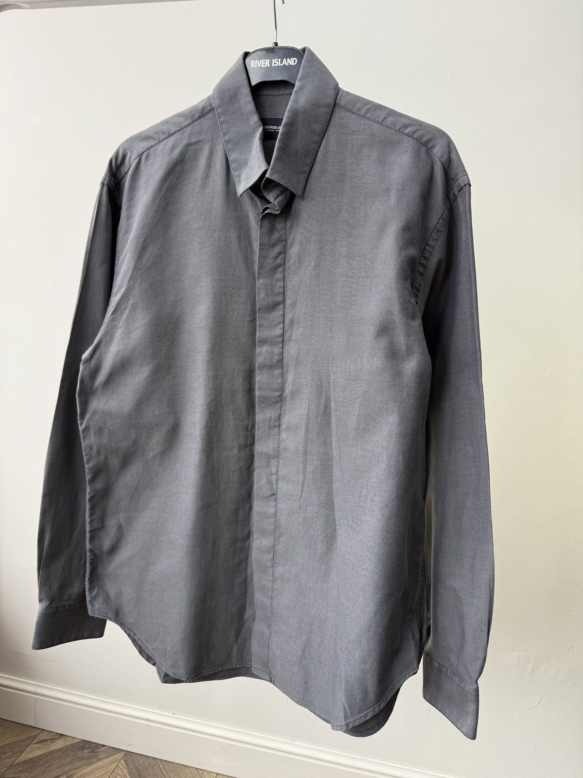 Giorgio Armani Vintage Giorgio Armani Milano Grey Button Up Shirt Size US L / EU 52-54 / 3 - 3 Thumbnail