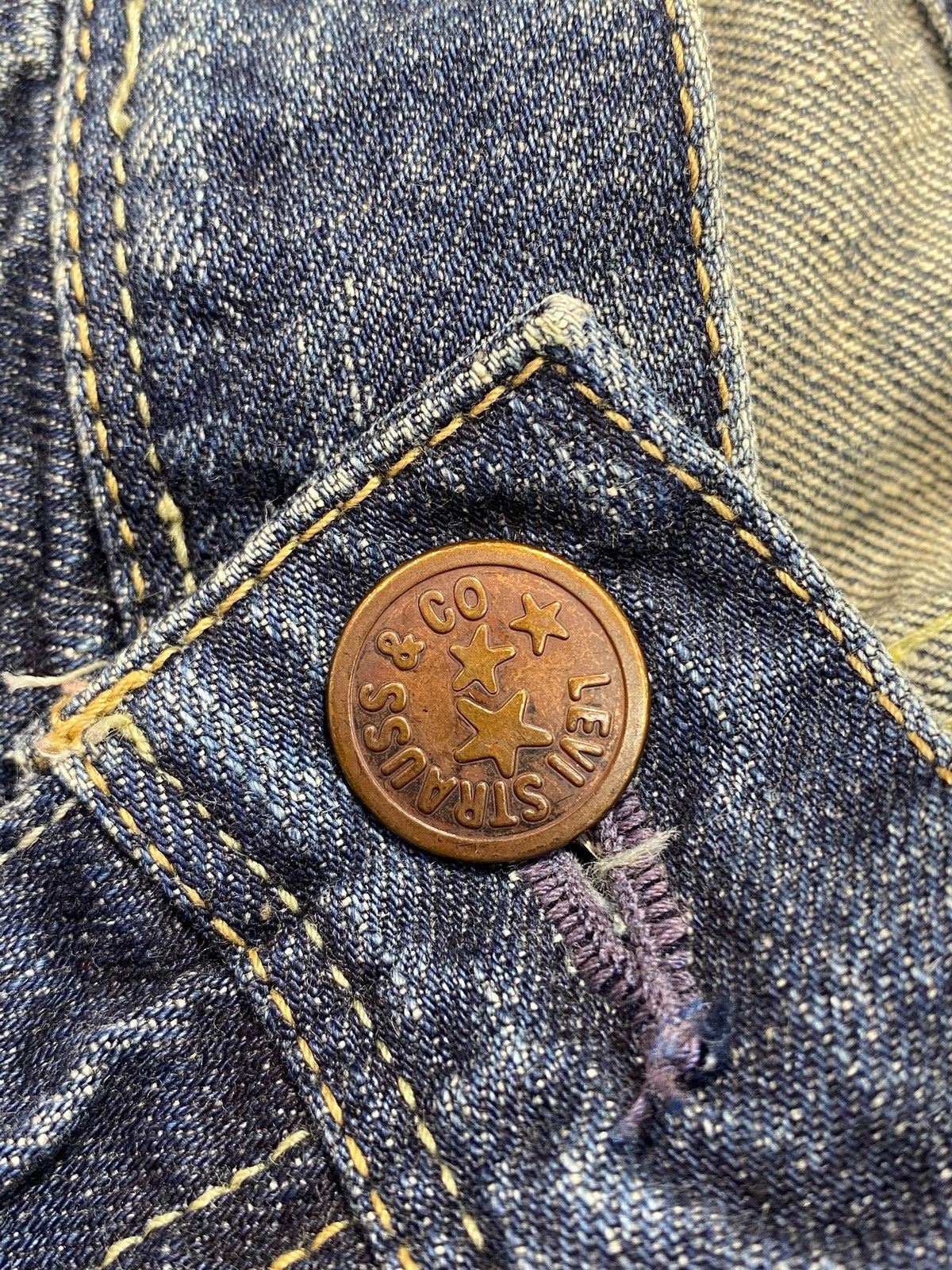 Levi's Vintage Levi’s Faded Blue Wash Style Ripped Jeans Size US 28 / EU 44 - 10 Thumbnail