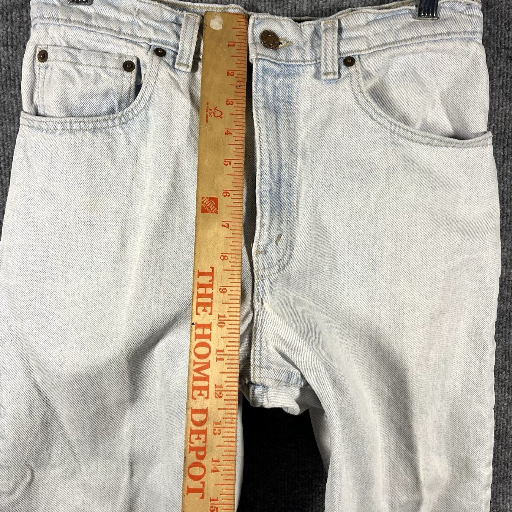 Levi's VINTAGE Levi's 550 Jeans Mens 29x28 Light Blue Wash Tapered 5-Pocket Denim USA Made Size US 29 - 3 Thumbnail
