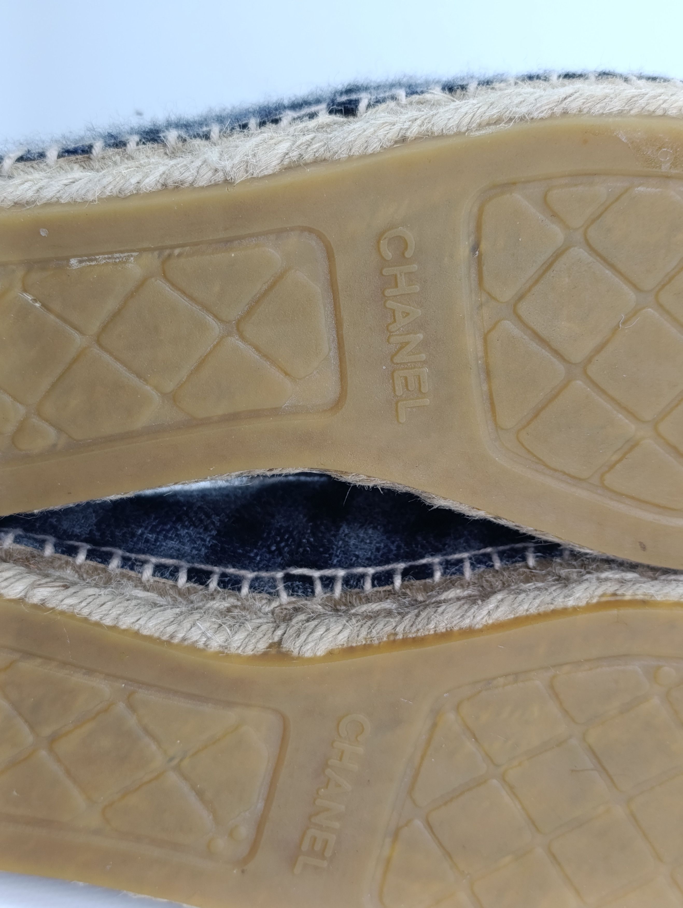 Chanel CHANEL ESPADRILLES FLANNEL CC LOGO GRAY WEDGE SHOES Size US 9 / IT 39 - 16 Thumbnail