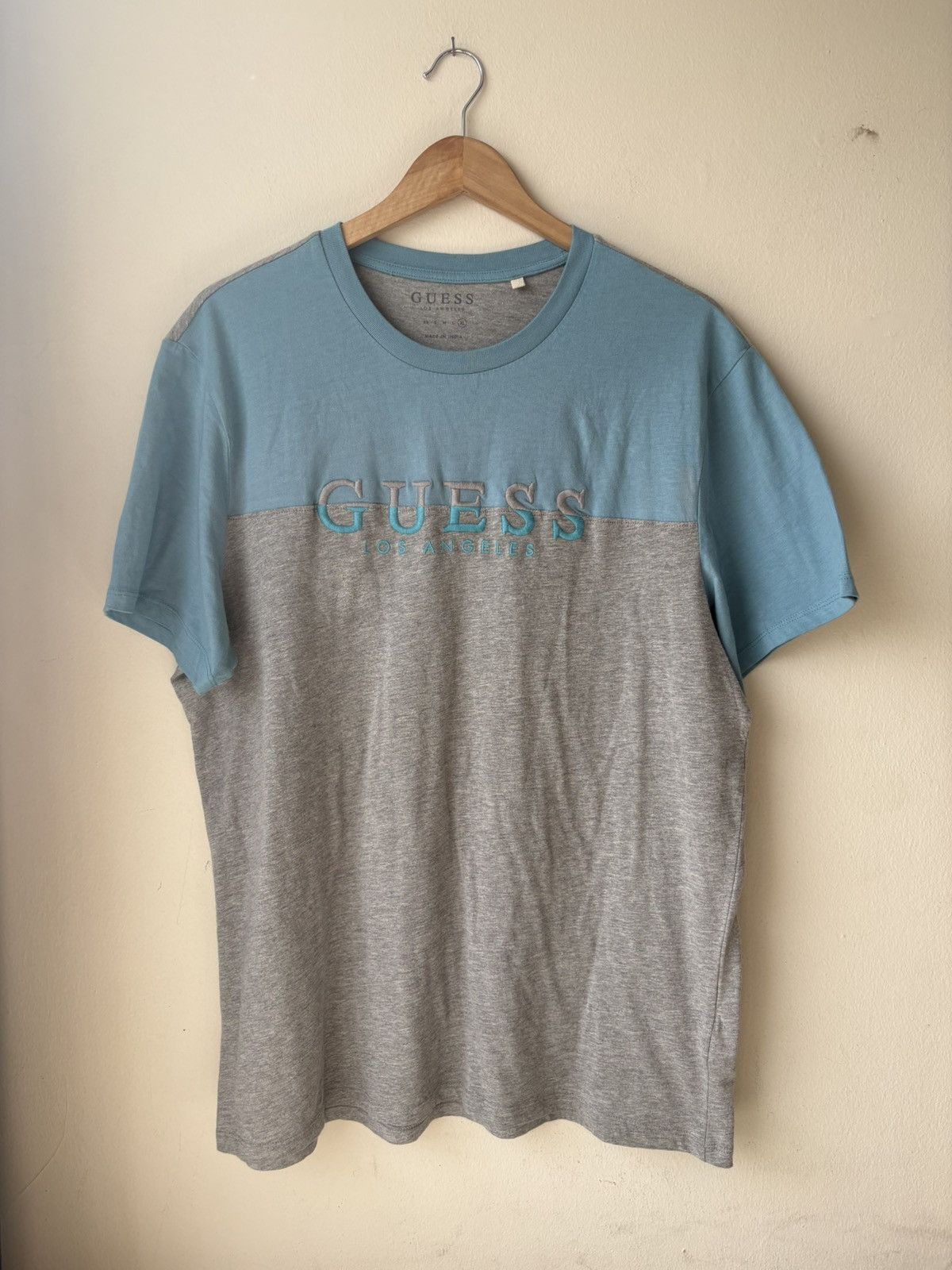Guess Vintage y2k Guess T shirt Size US XL / EU 56 / 4 - 1 Thumbnail