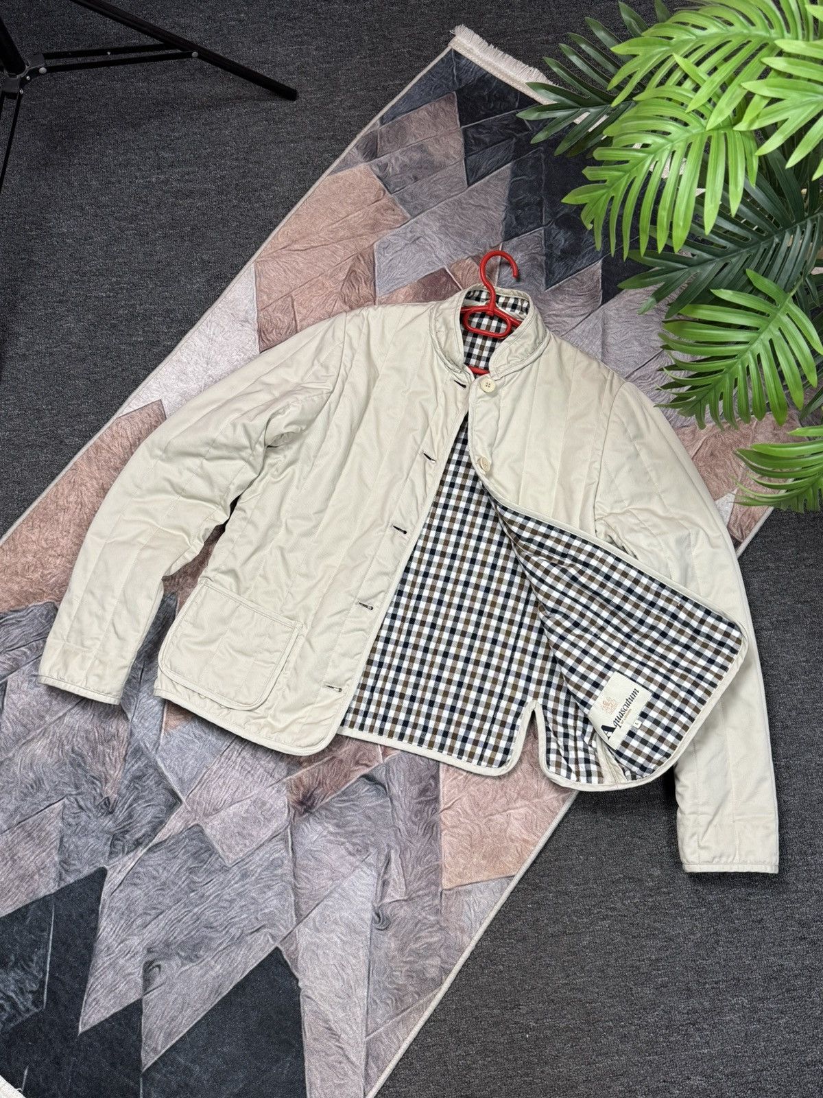 Aquascutum Women's quilted jacket Aquascutum England Vintage Size L Size L / US 10 / IT 46 - 1 Thumbnail