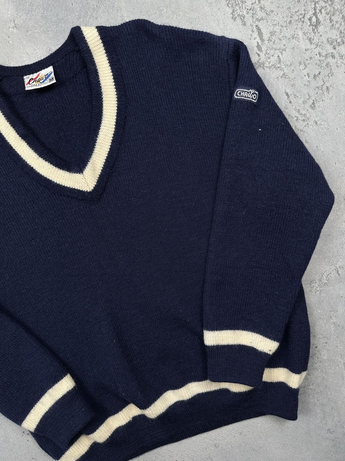 Dale Of Norway Vintage Dale of Norway Chawo Wool Sweater V-Neck Navy 80s Size US M / EU 48-50 / 2 - 9 Thumbnail