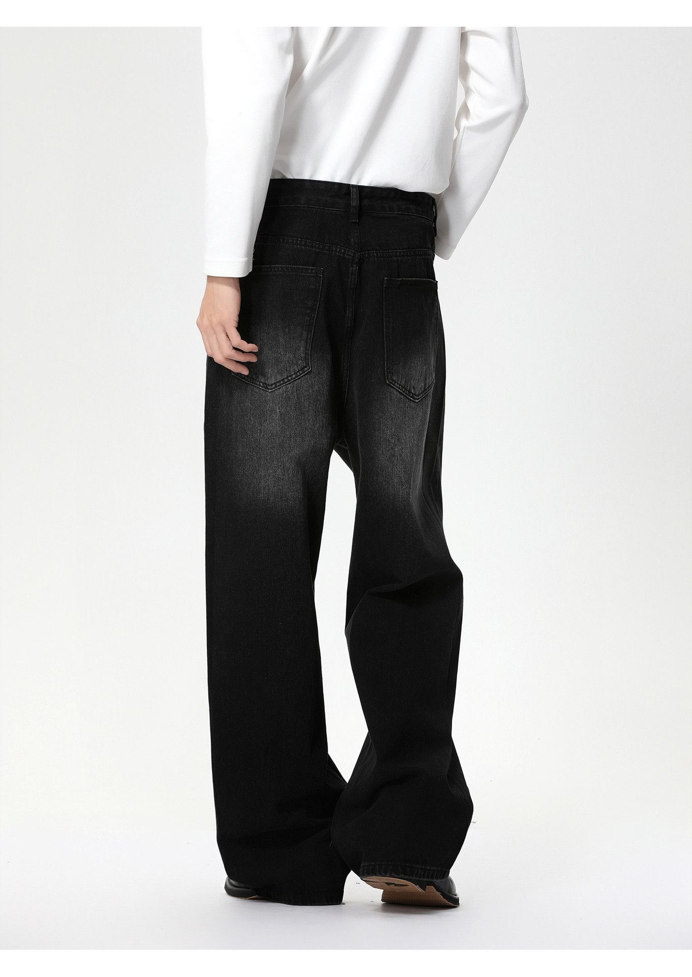 Jean Men's Japanese retro casual oversized wide-leg washed jeans Size US 32 / EU 48 - 5 Thumbnail