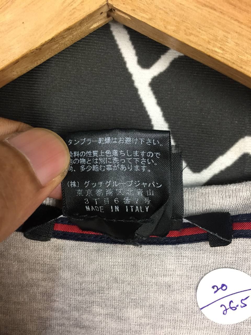 Gucci GUCCI Casual Plain Made In Italy Tee Size US XL / EU 56 / 4 - 16 Thumbnail