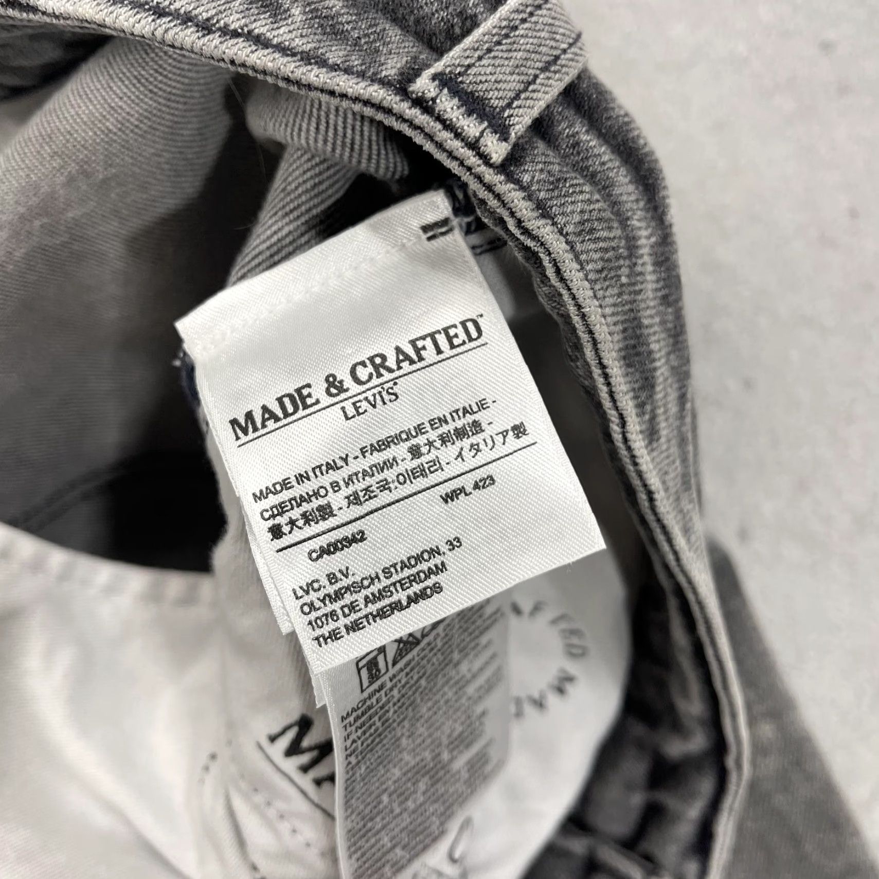 Levi's VINTAGE? Nope, not vintage. Levis Made & Crafted Jeans Mens 32x34 Gray Shuttle Slim Straight Ripped Italy Size US 32 / EU 48 - 6 Thumbnail